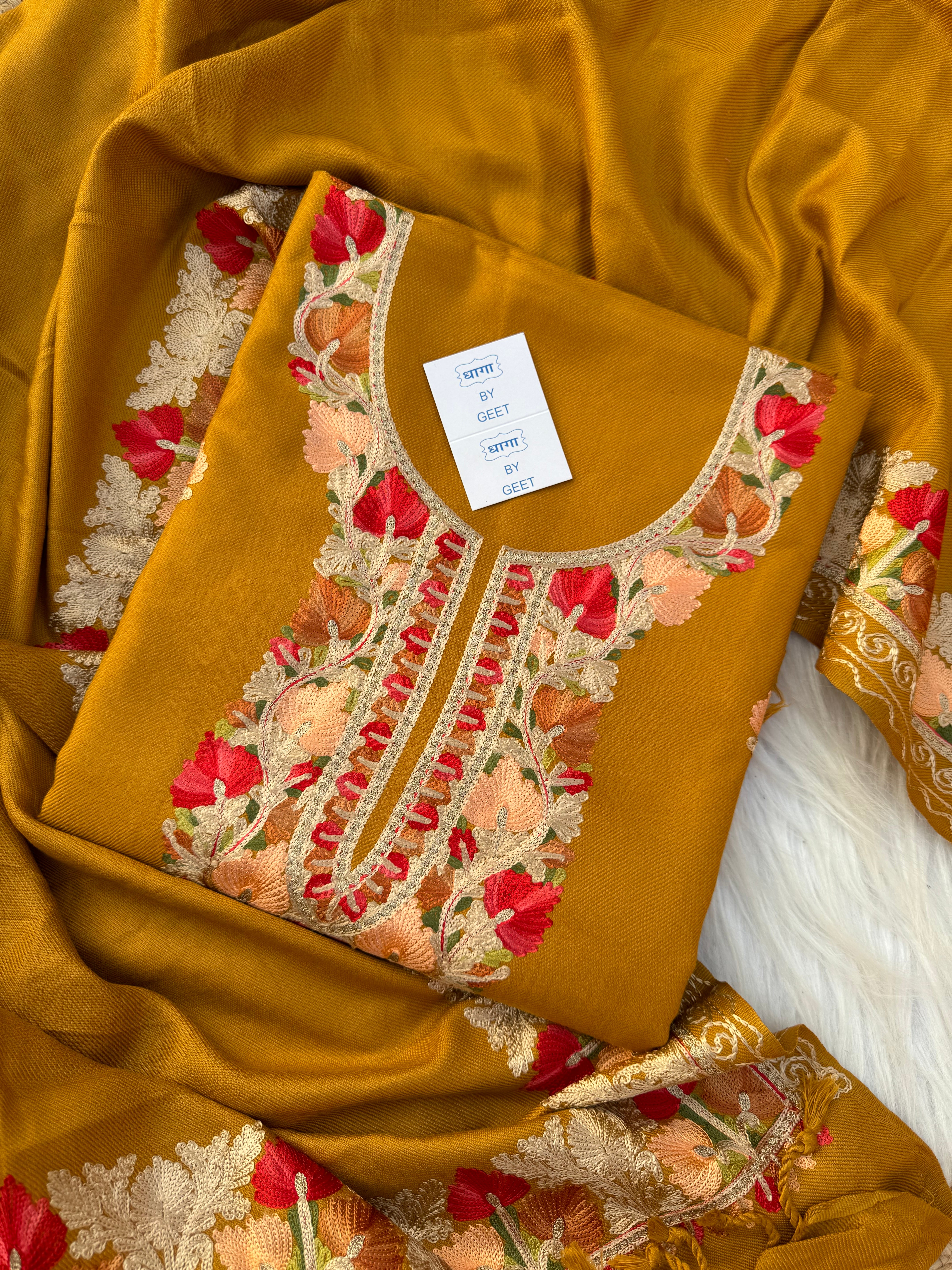 Saanvi pashmina suit set