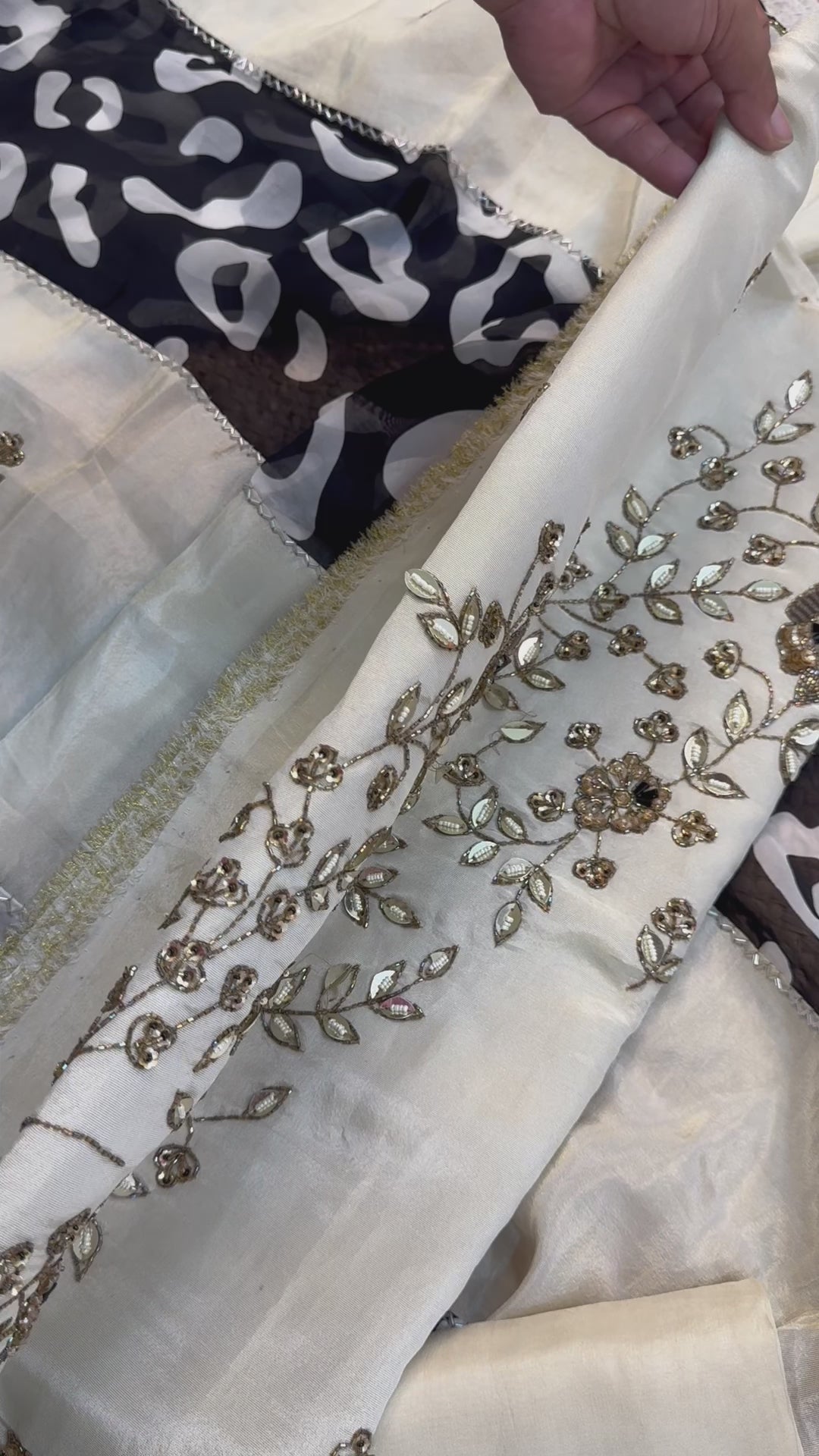 Noor tissue hand embroidered suit set