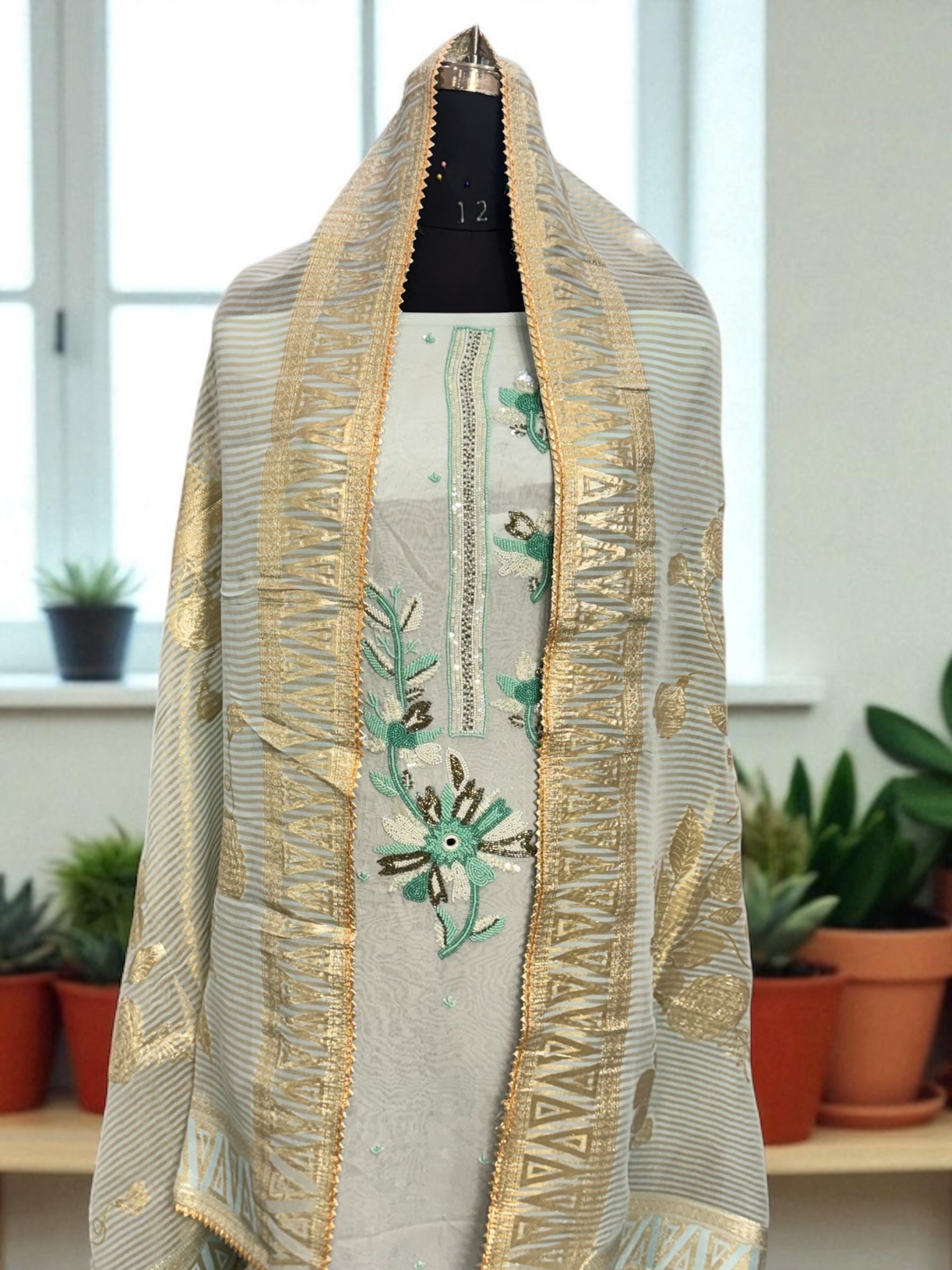Neji organza suit set