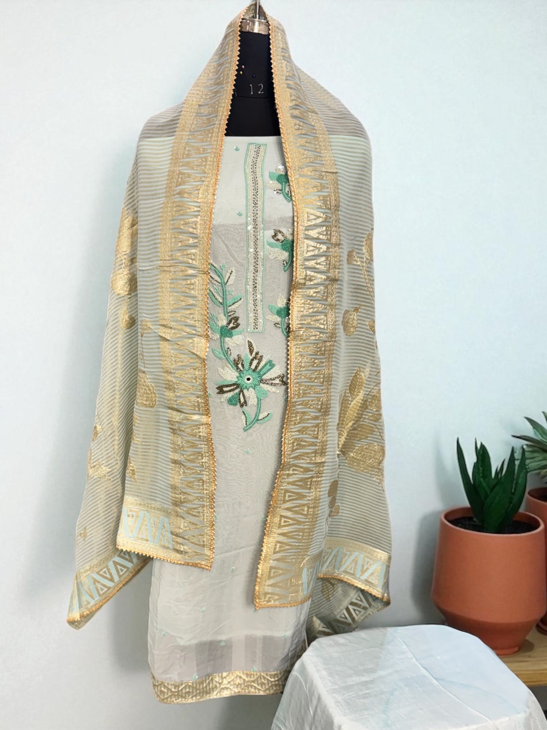Neji organza suit set