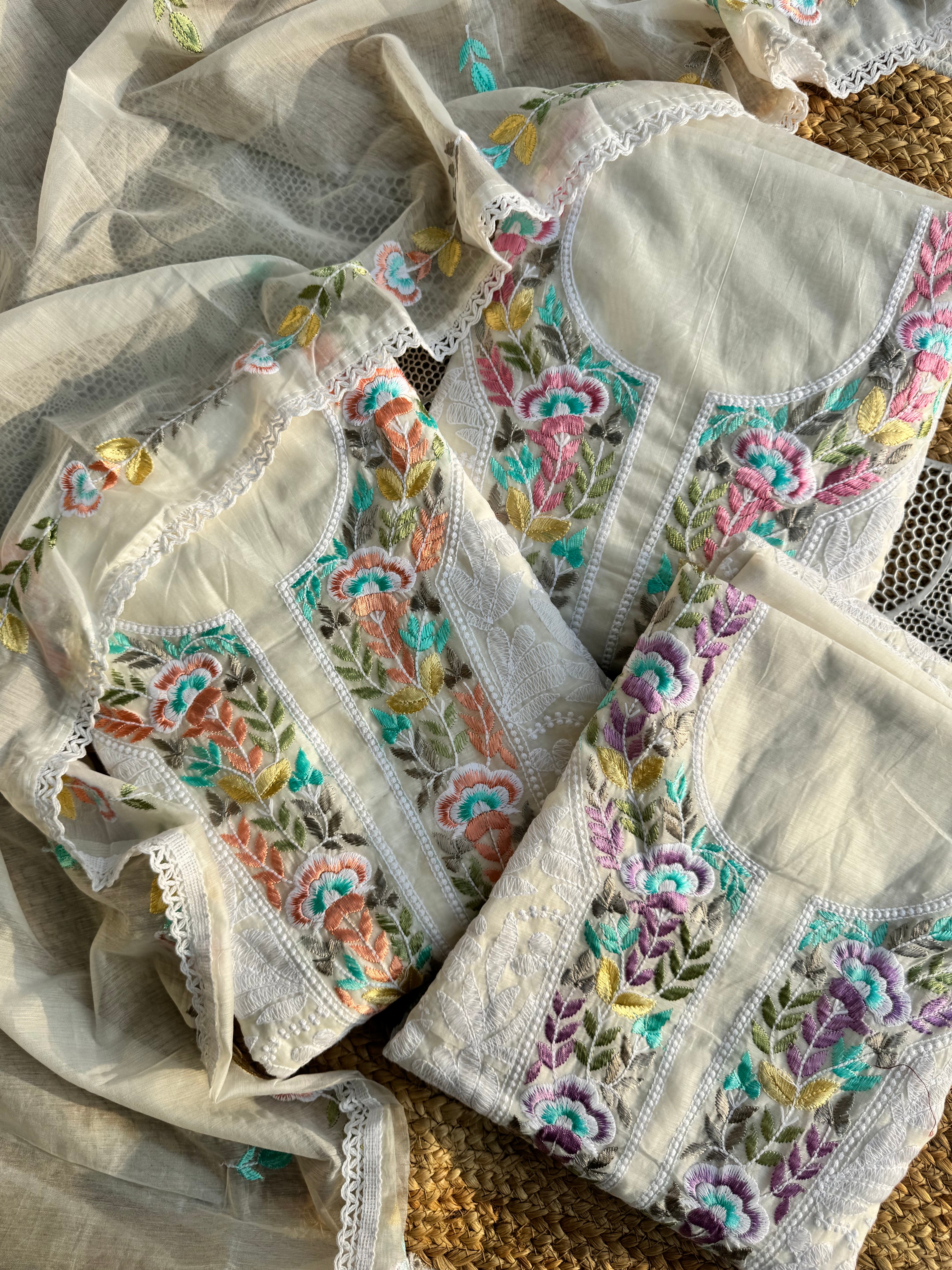 Saumya Mulmul suit set