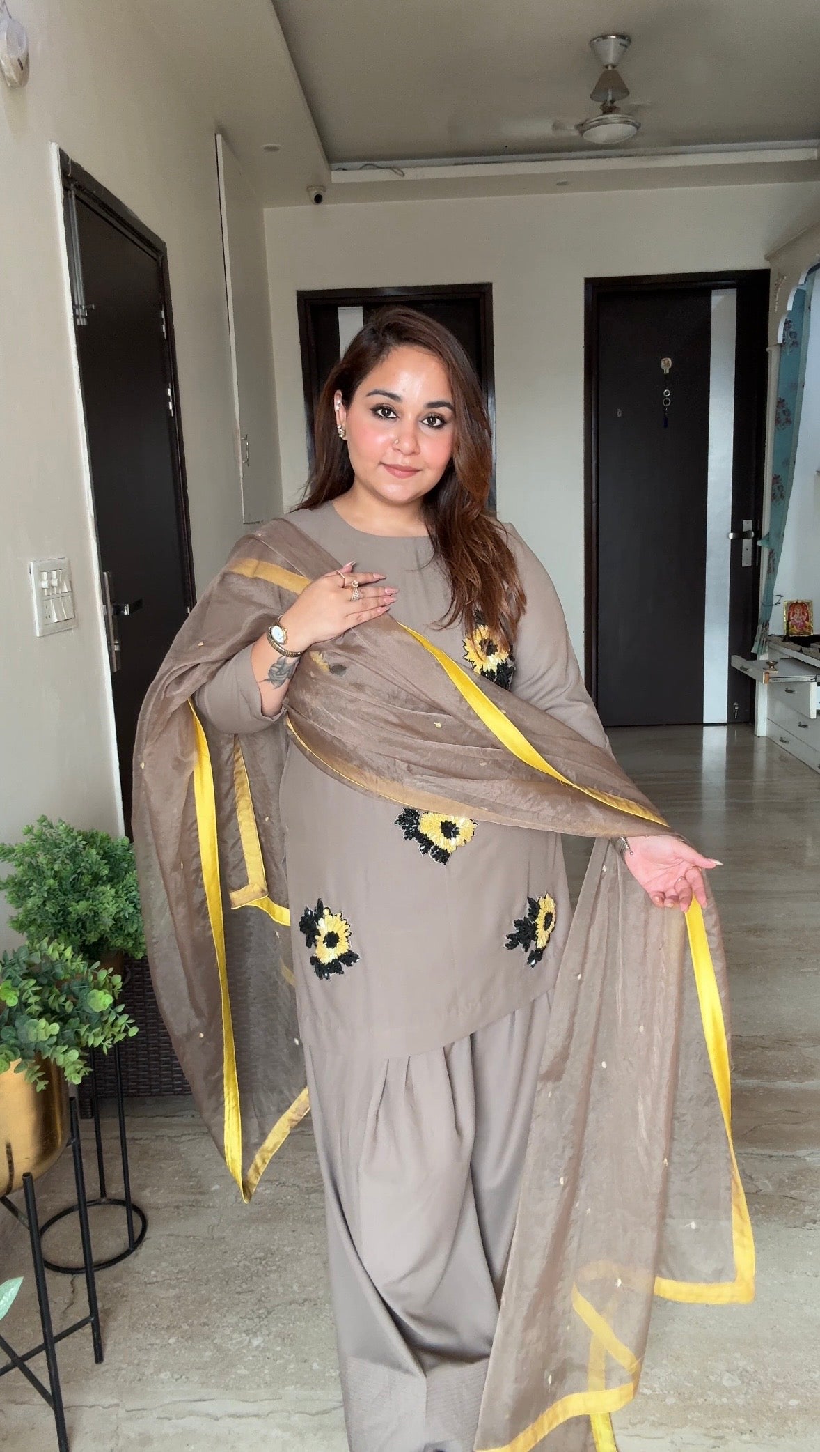 Sunflower farshi set