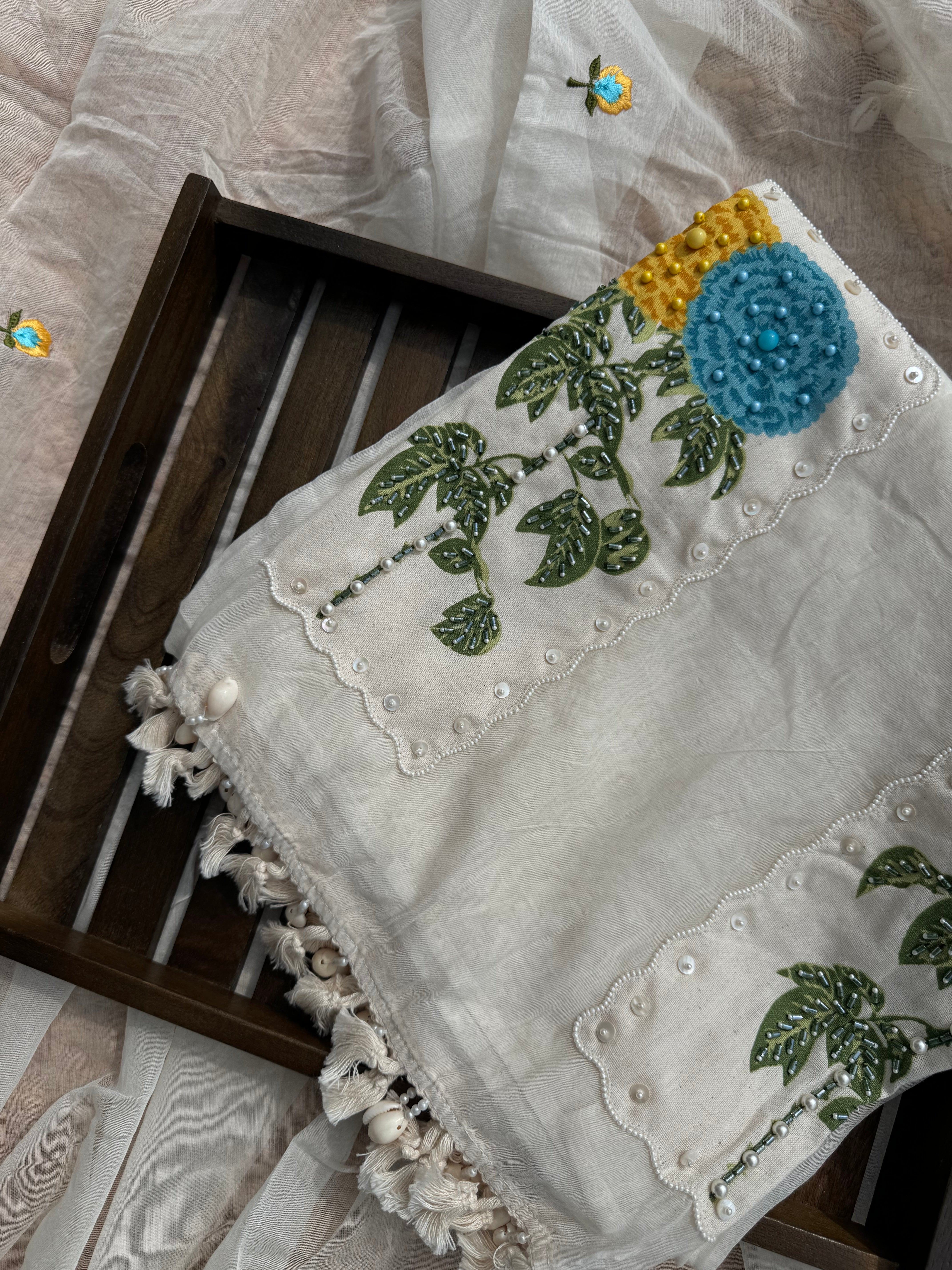 Bahaar pure Mulmul suit set
