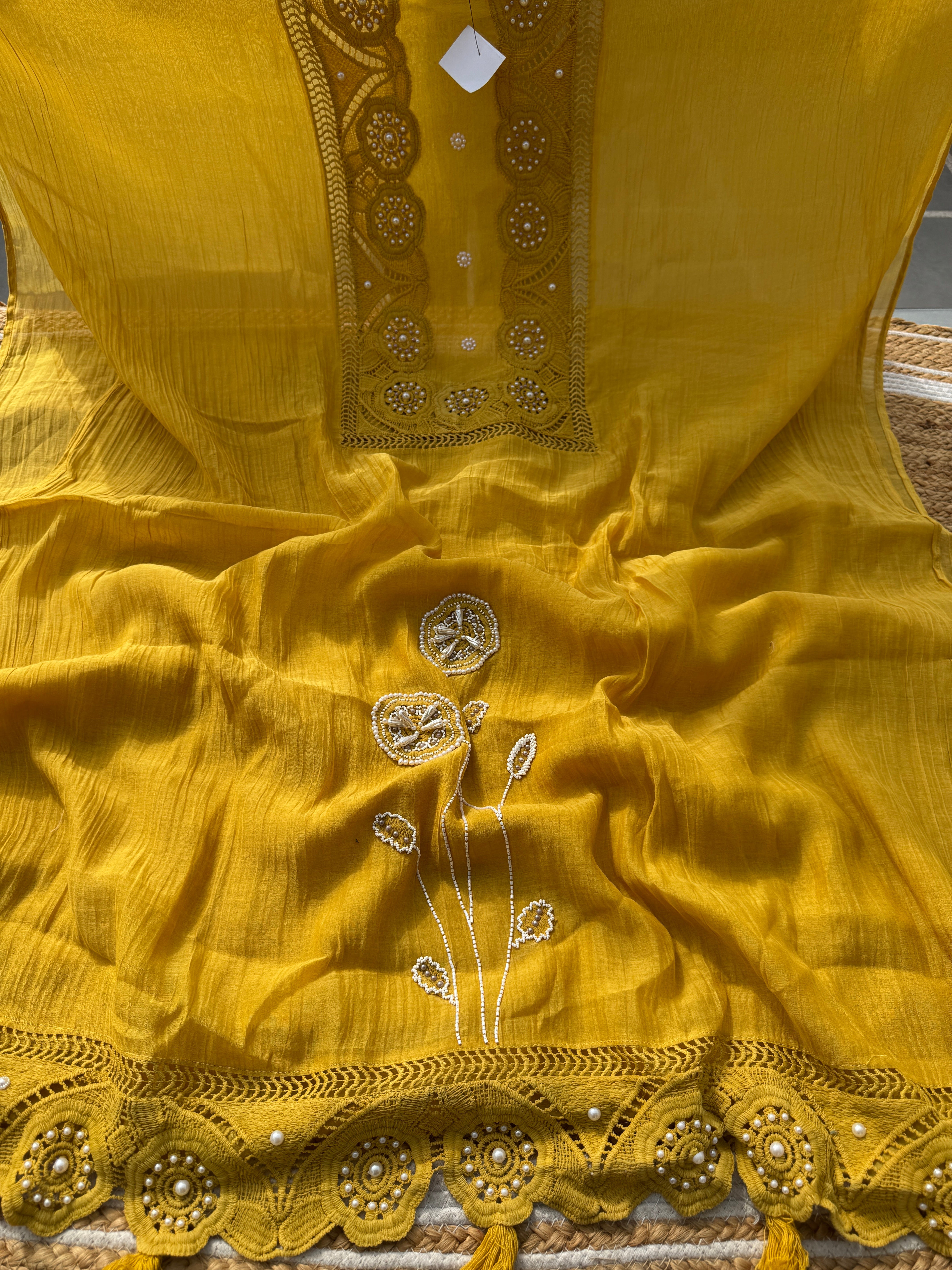 Suneheri pure mul suit set