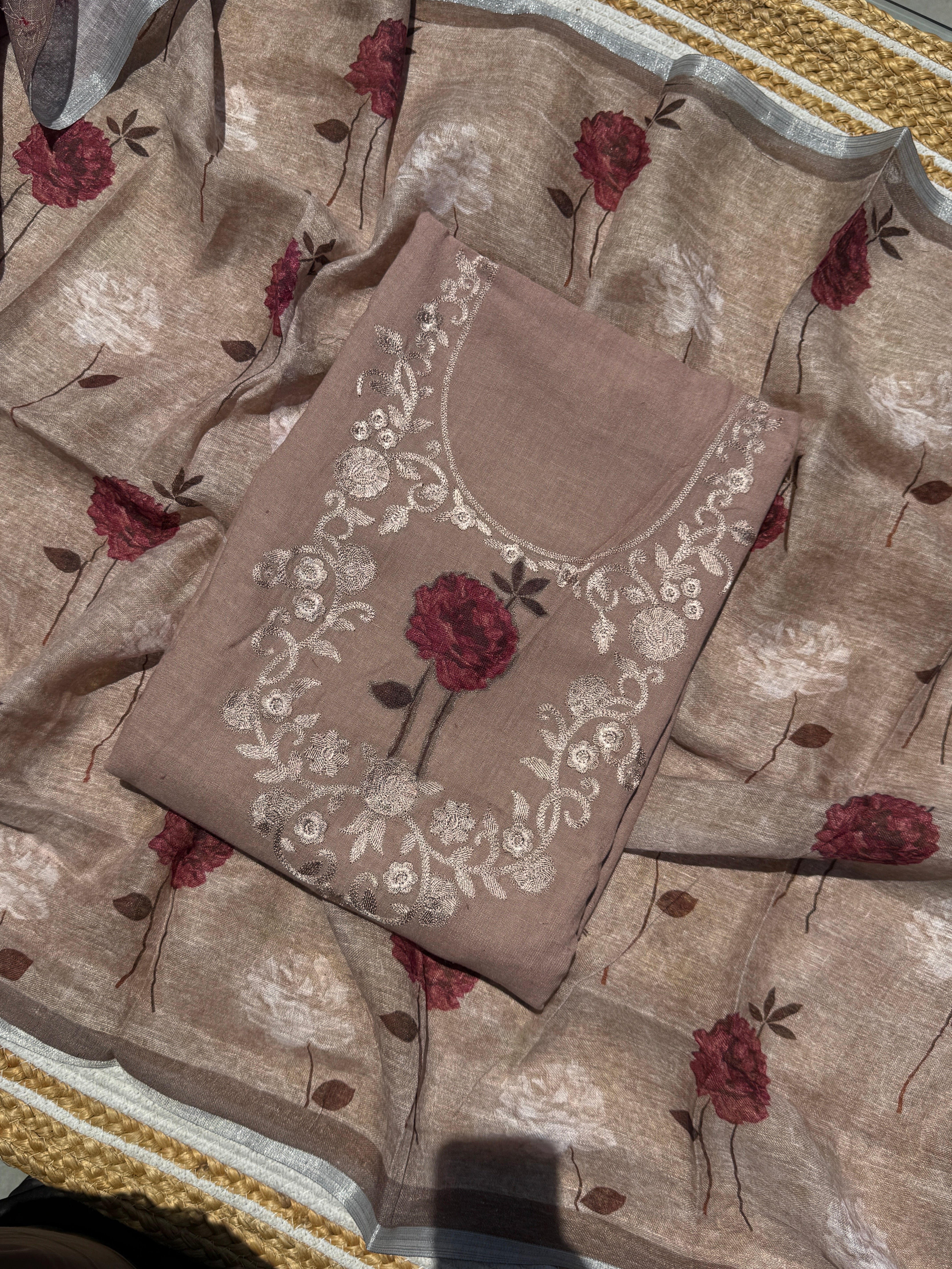 Rose linen suit set