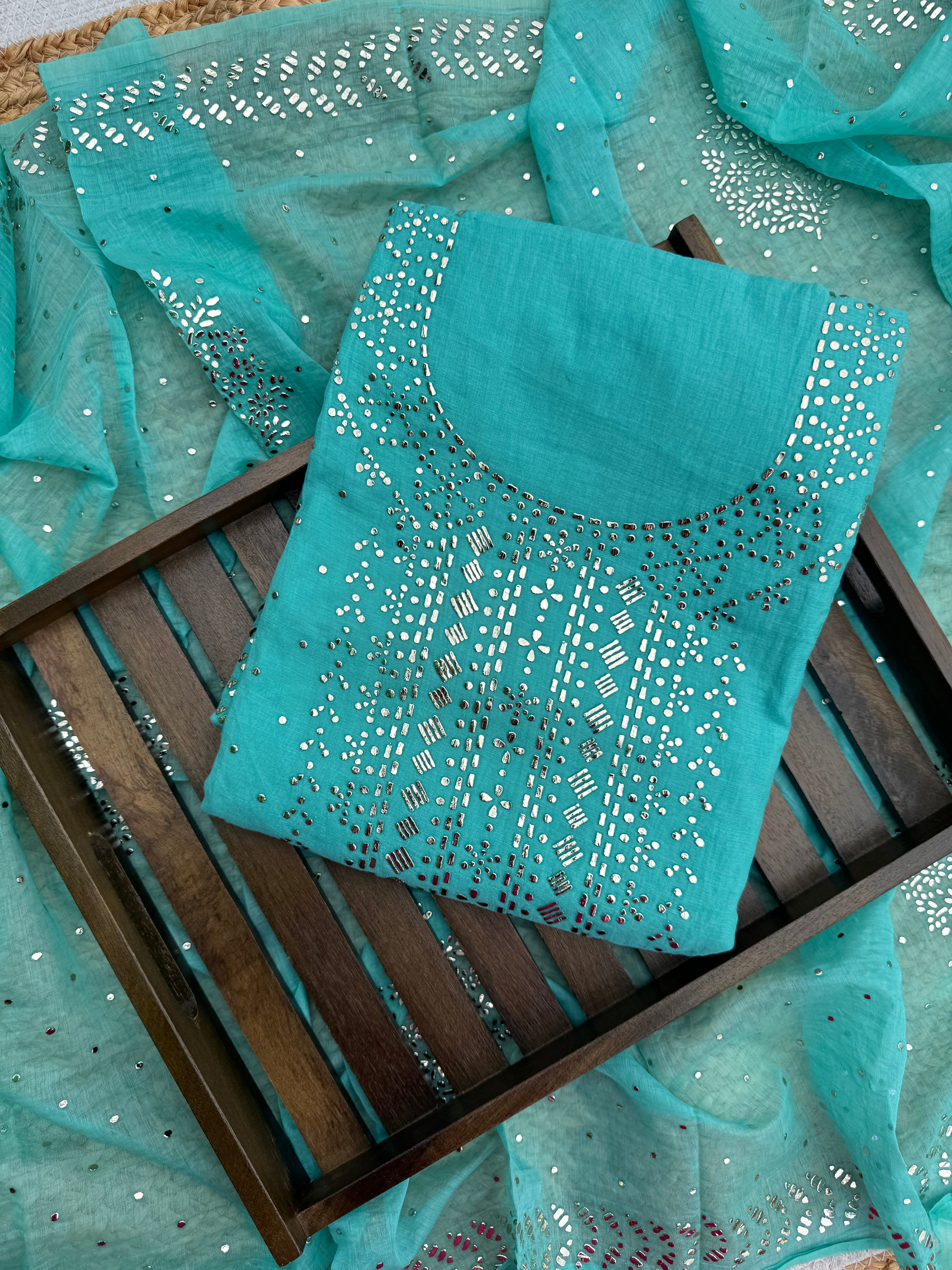 Saaz Mulmul suit set