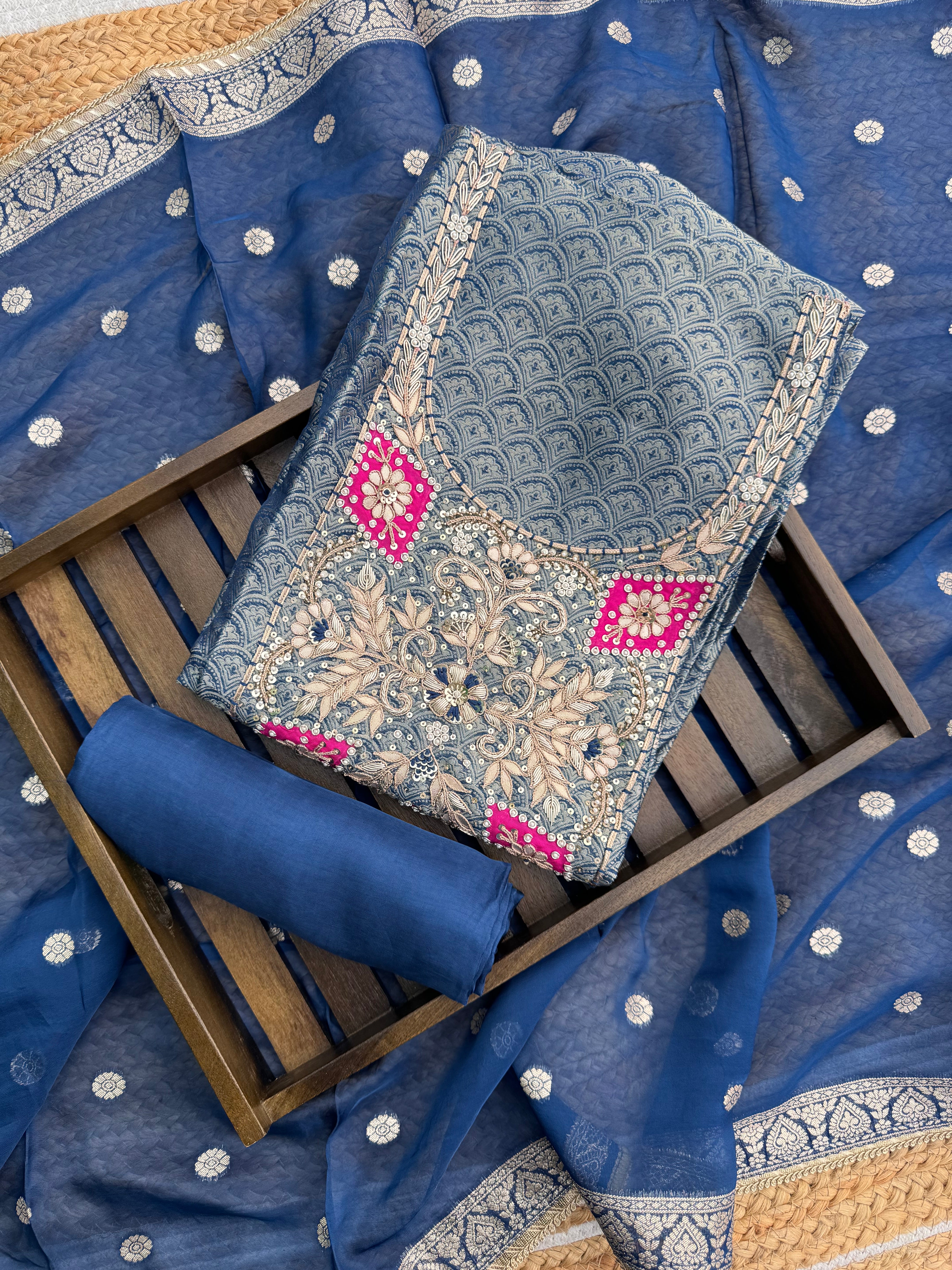Noor banarsi suit set