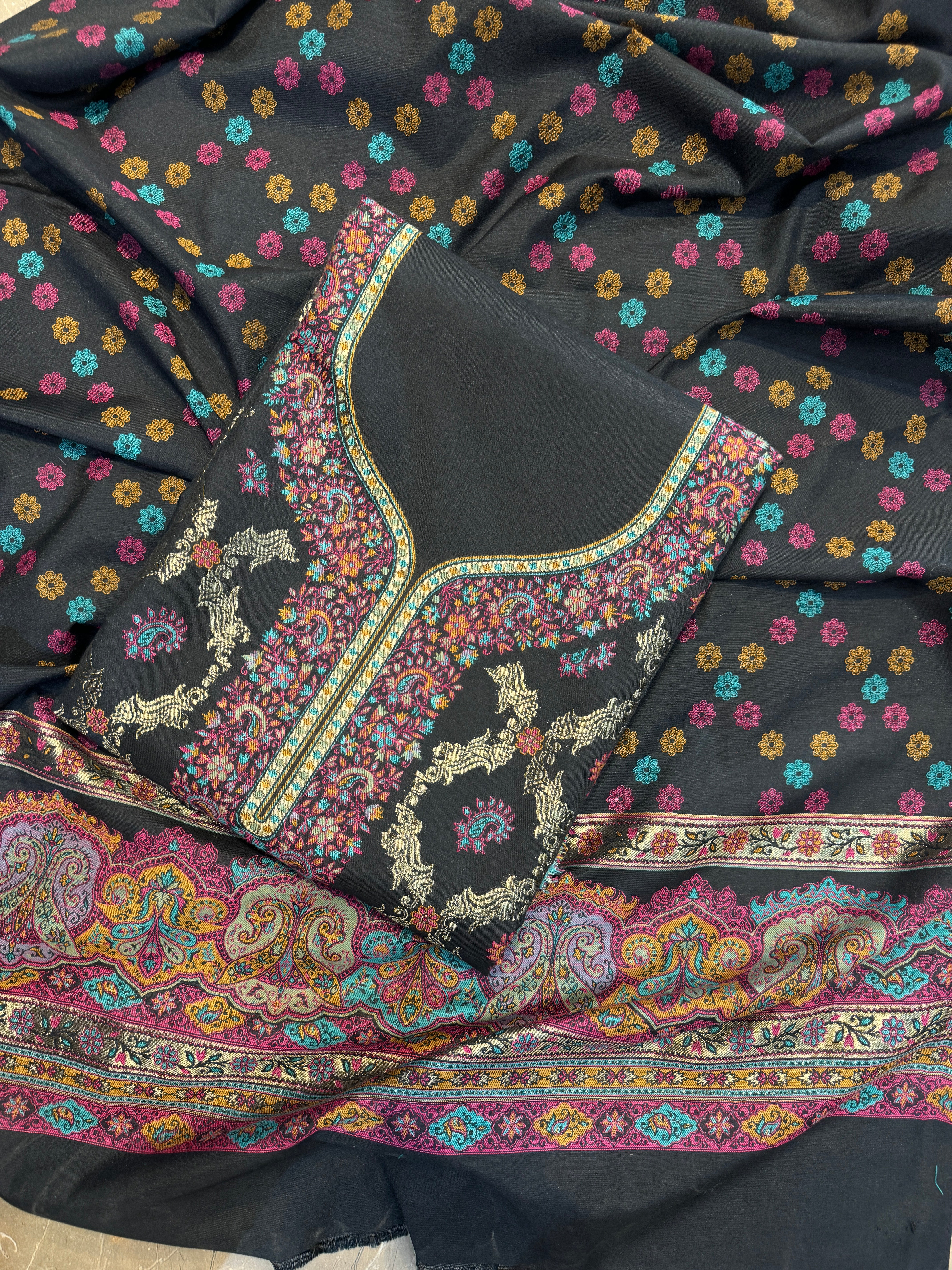 Kaani royale suit set