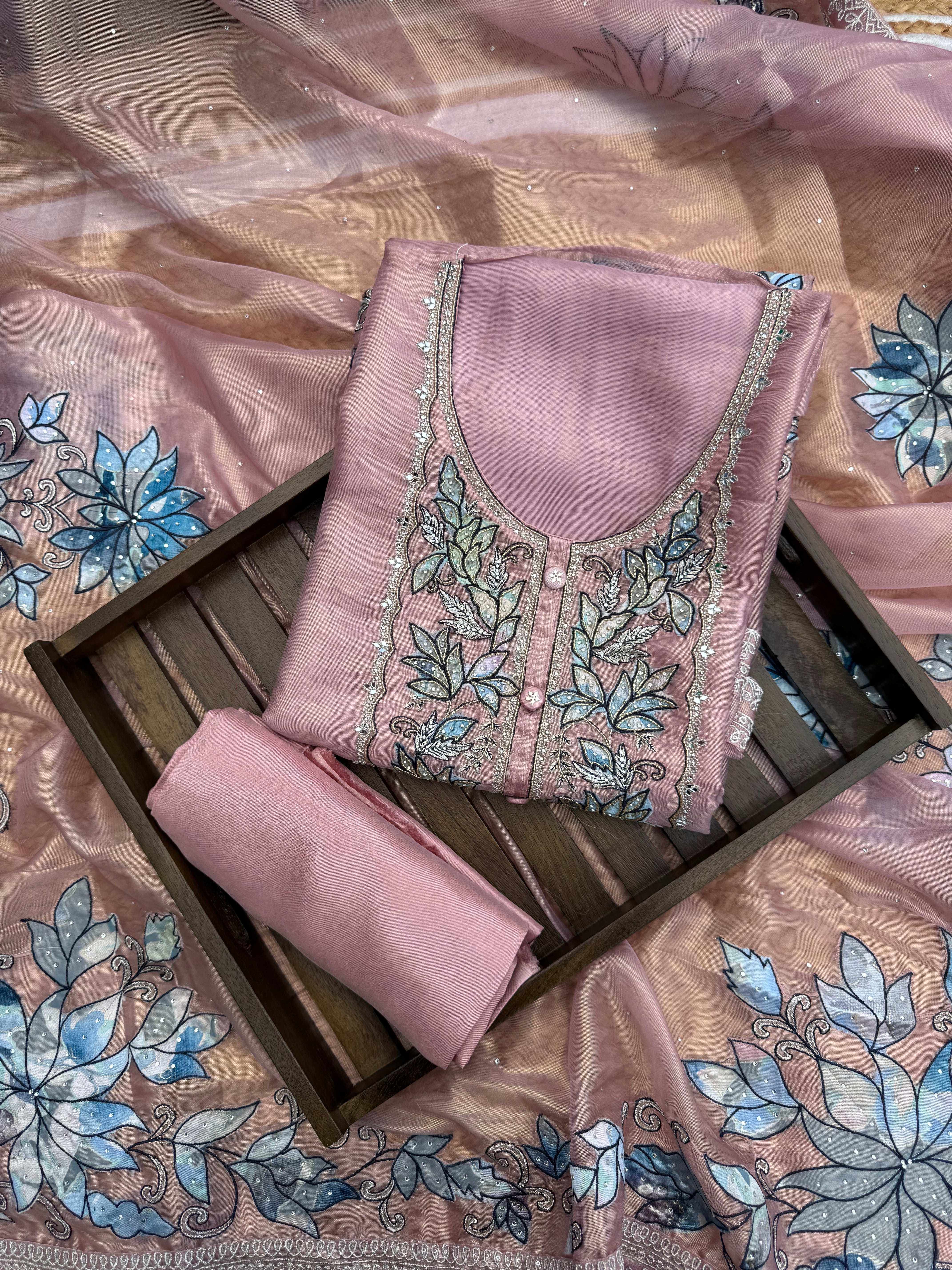 Silver petals suit set
