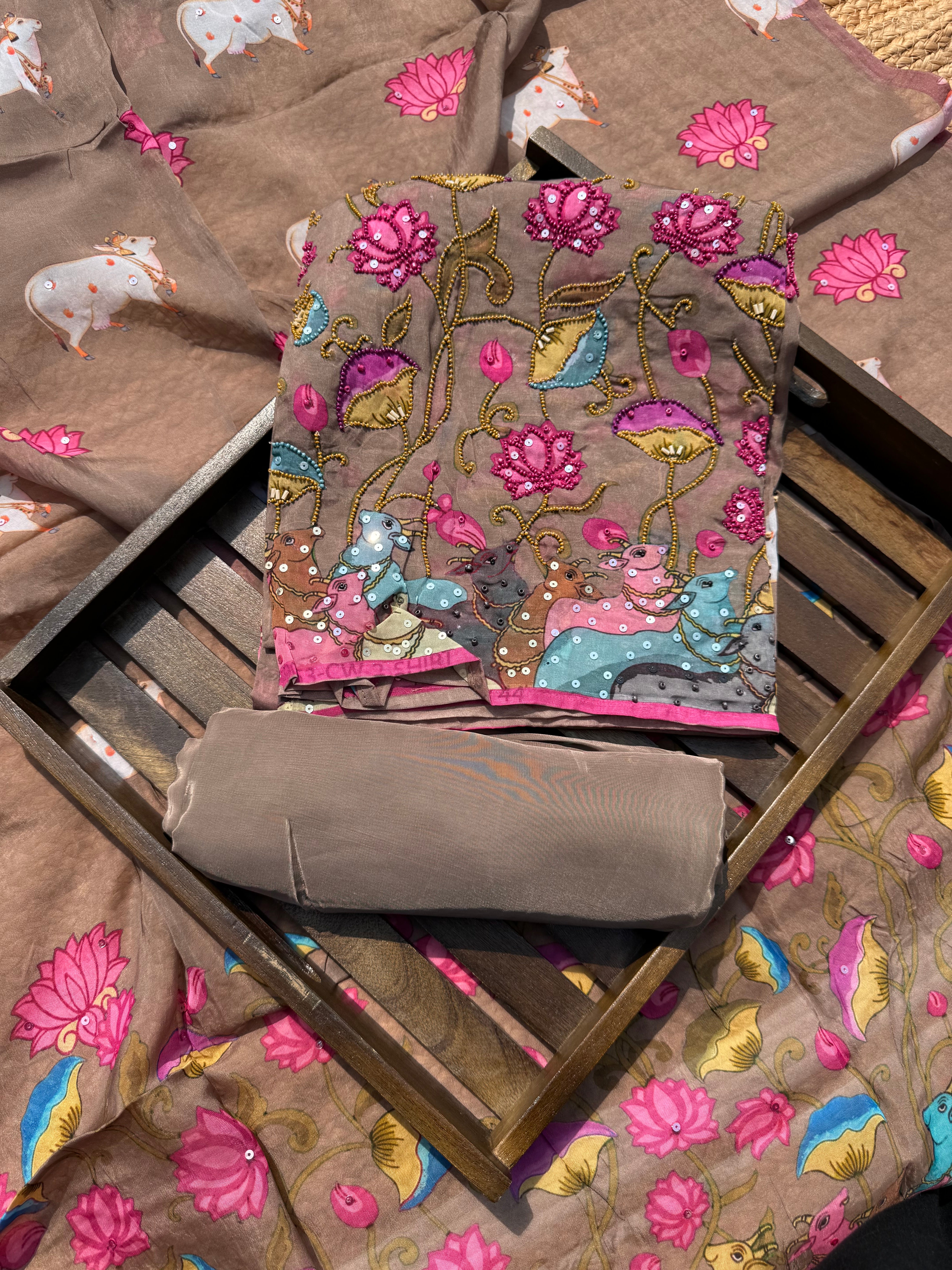 Lotus divine soft organza suit set