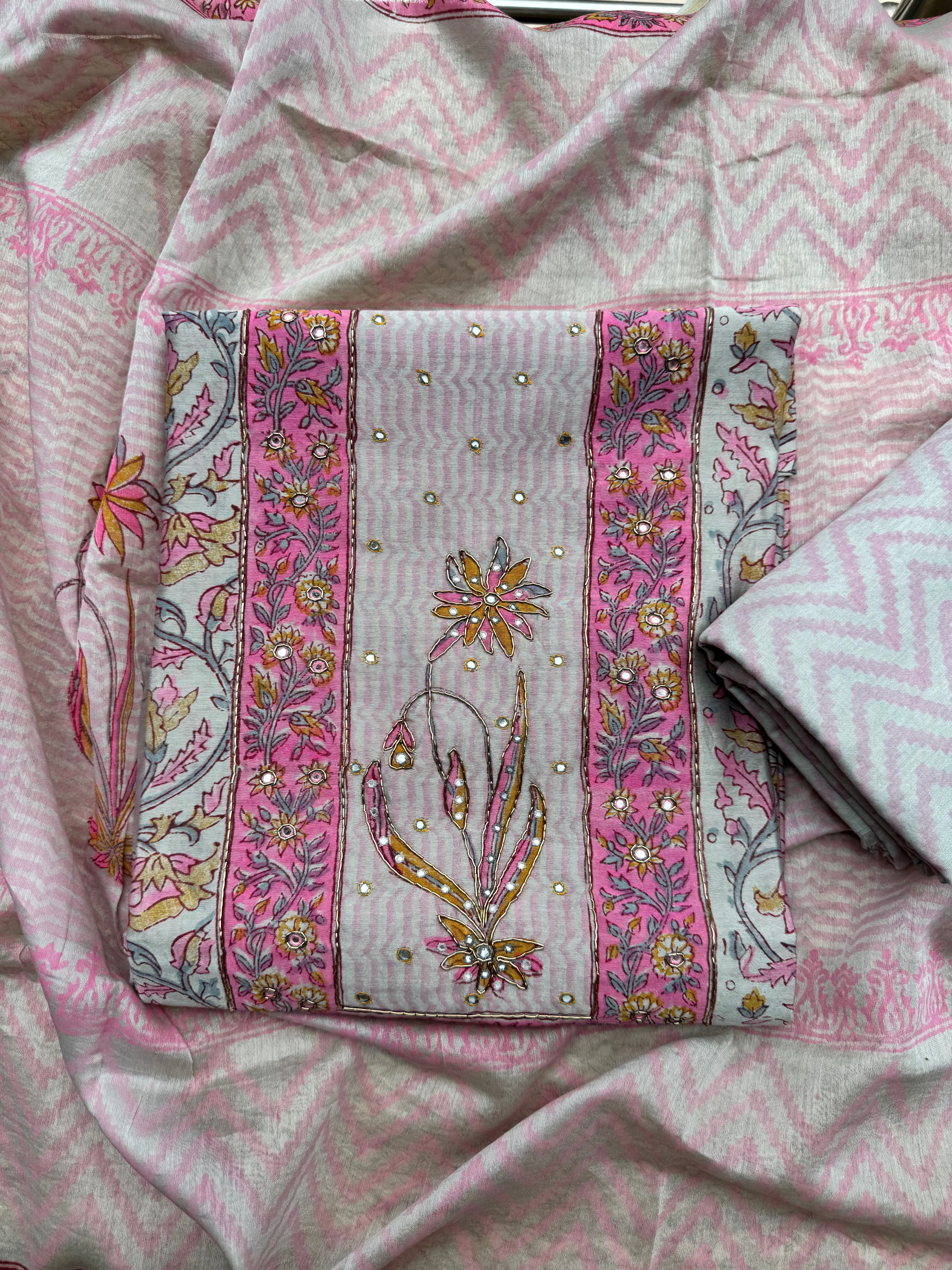 Sehr pure Maheshwari suit set
