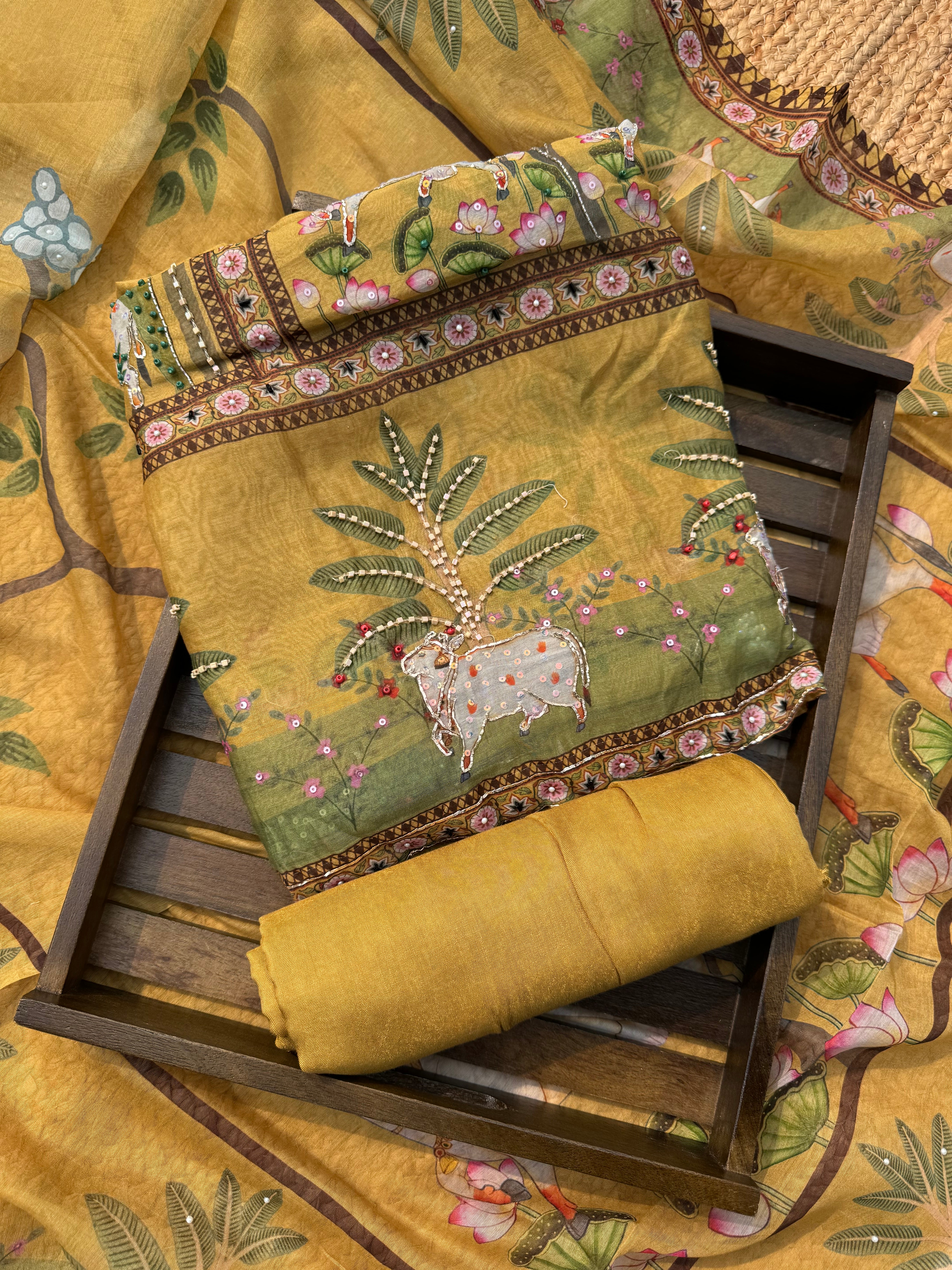Rang-e-Vrinda suit set