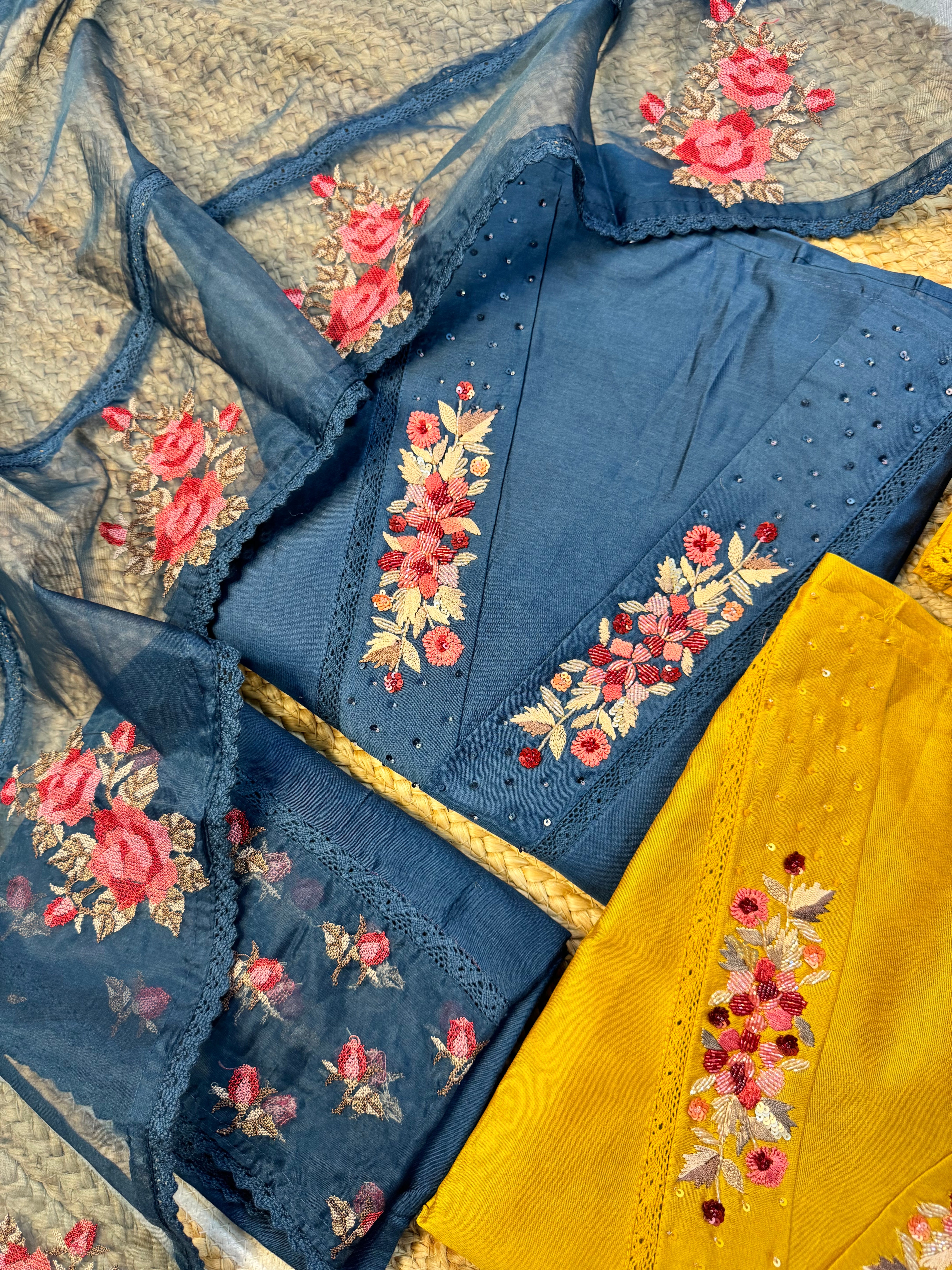 Cham Maheshwari suit set
