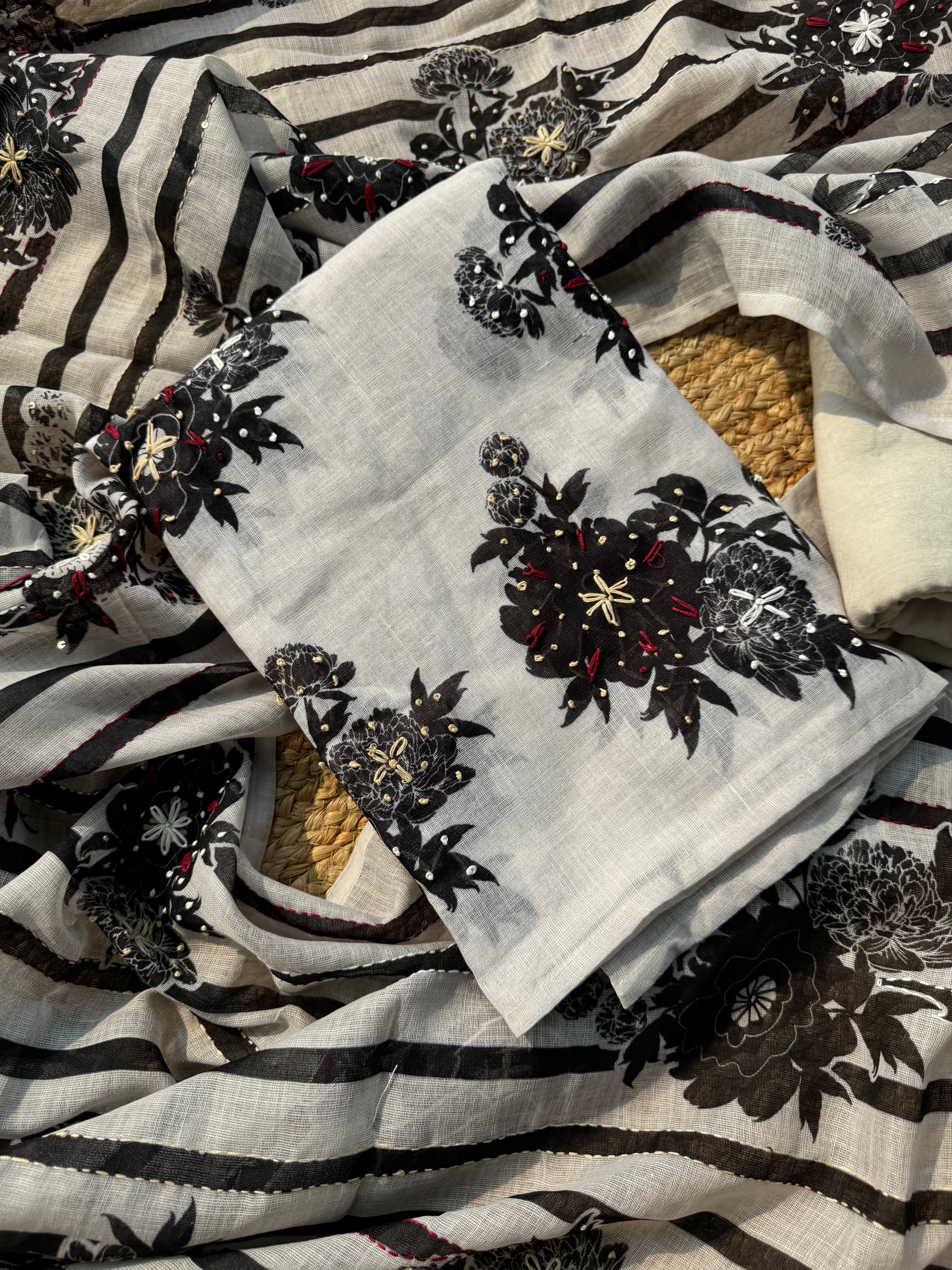 Arohi linen suit set