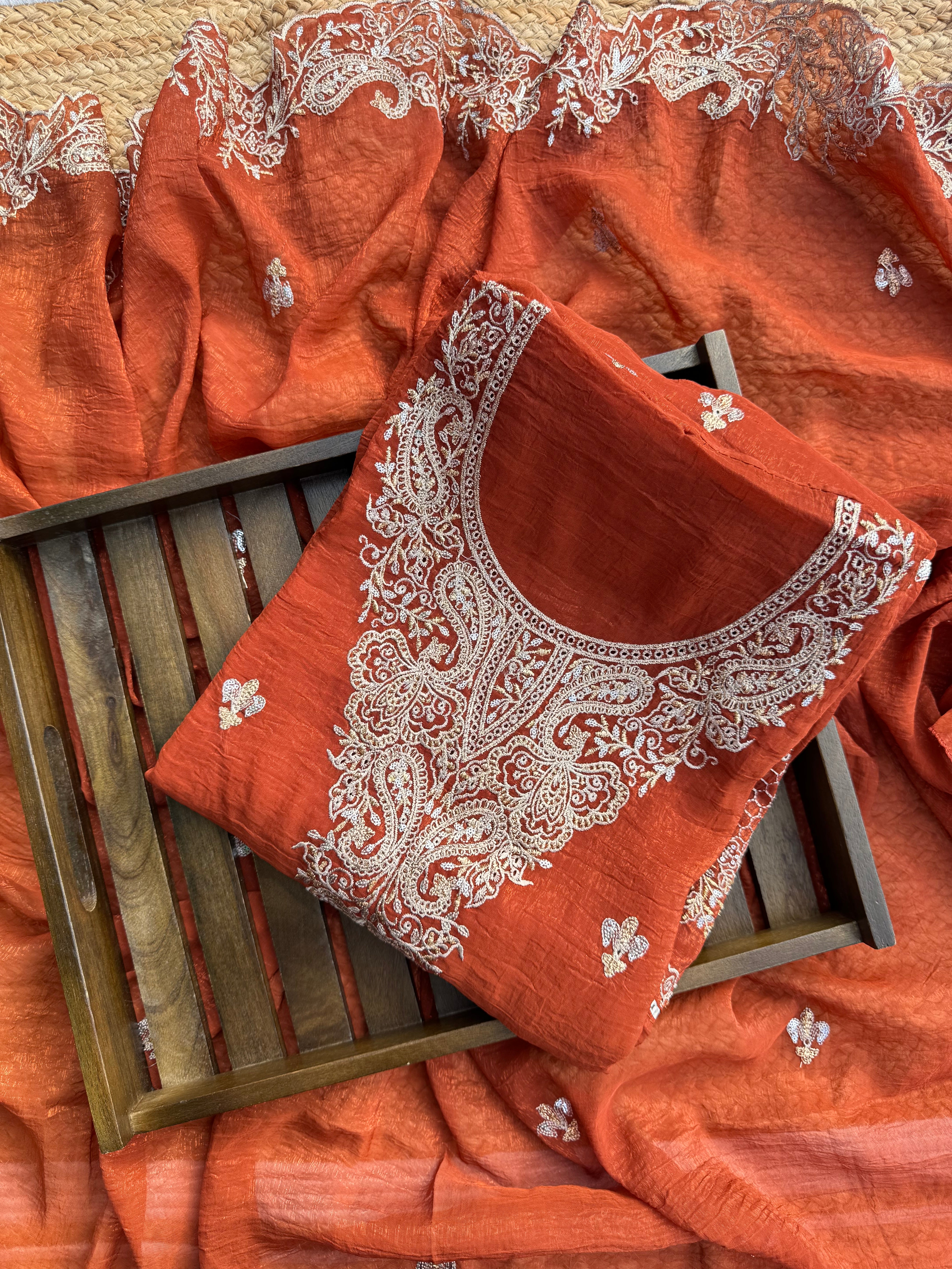 Amber crush tissue suit set