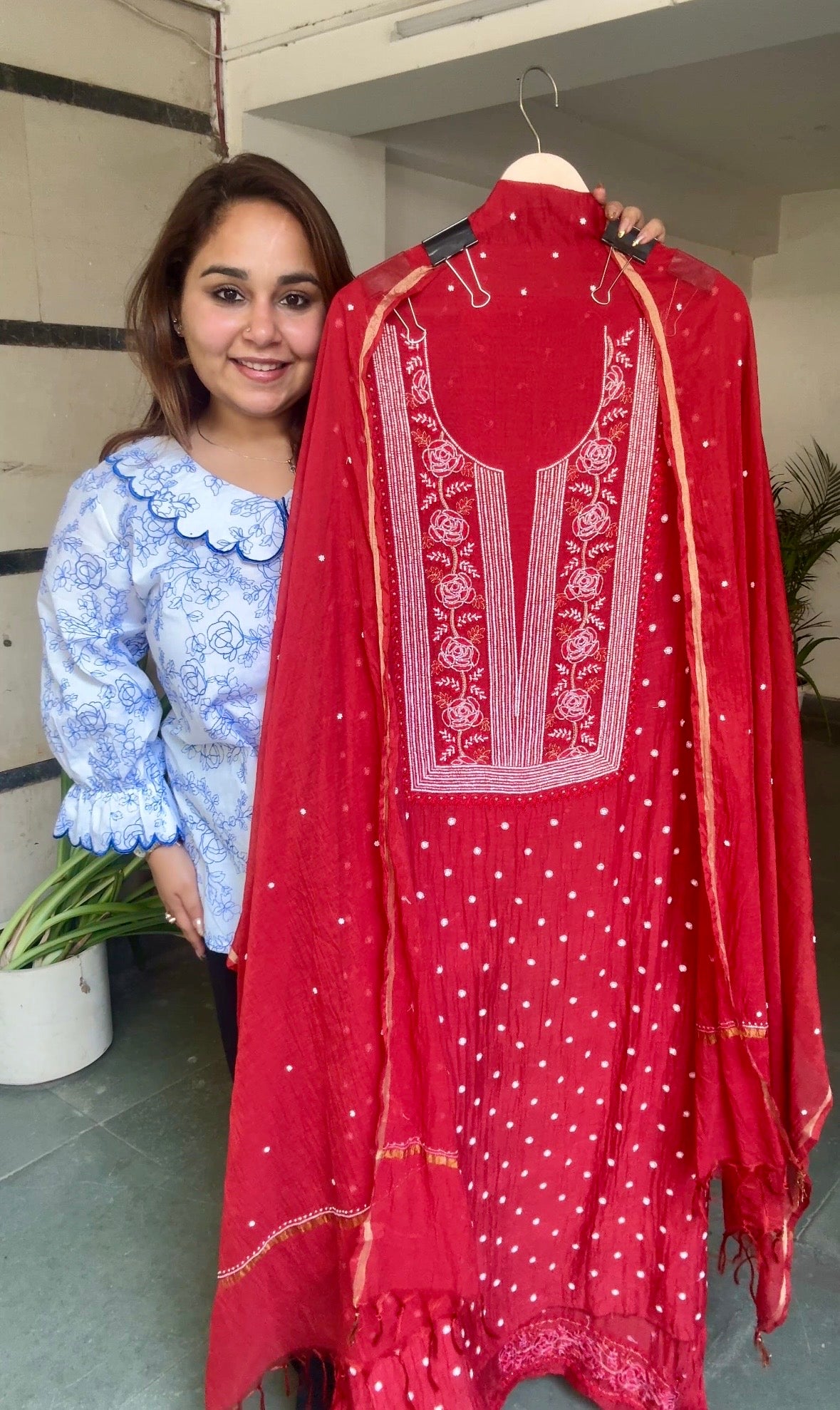 Noor pure mul Lucknowi suit set