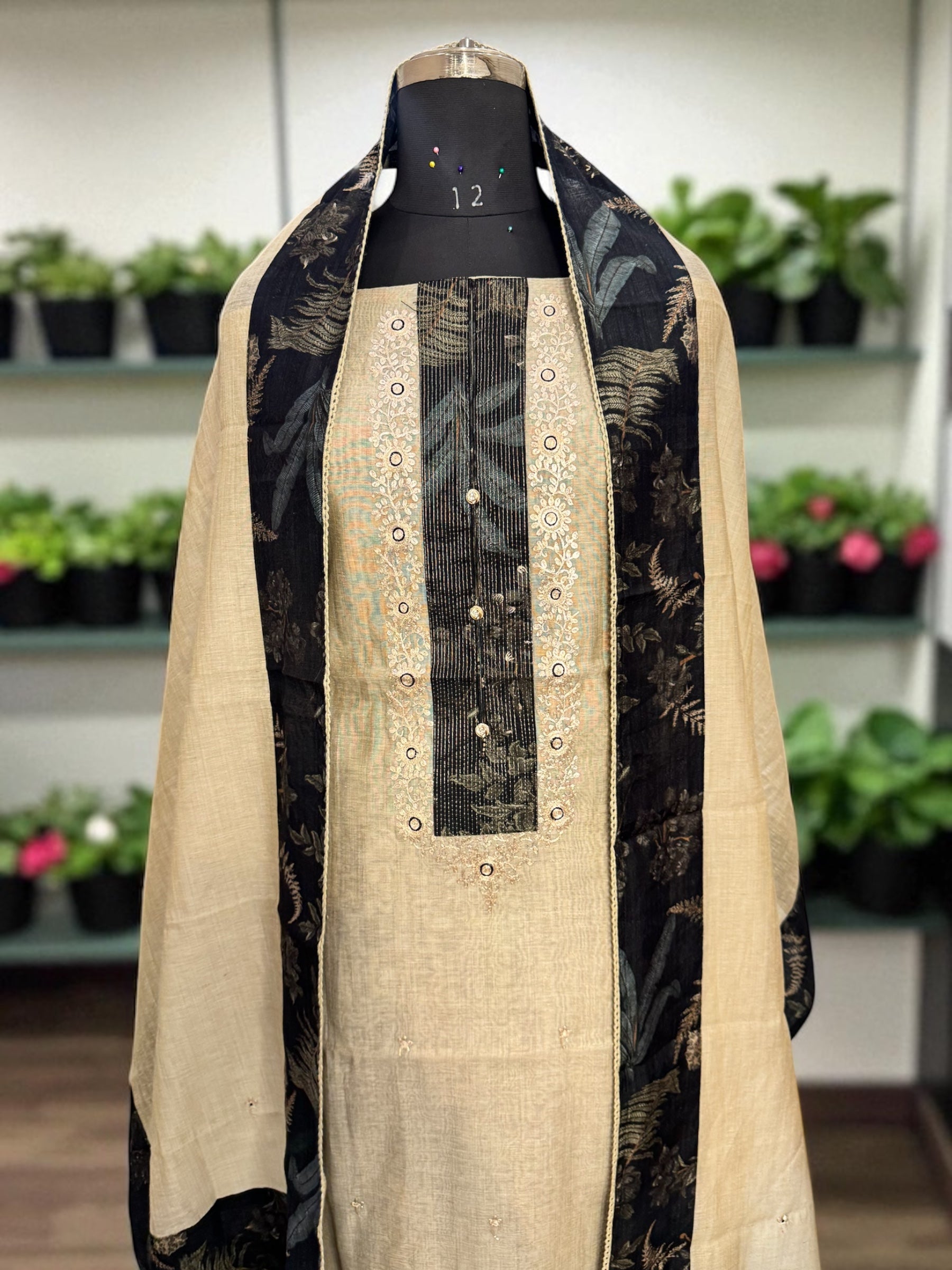 Ziya Maheshwari suit set