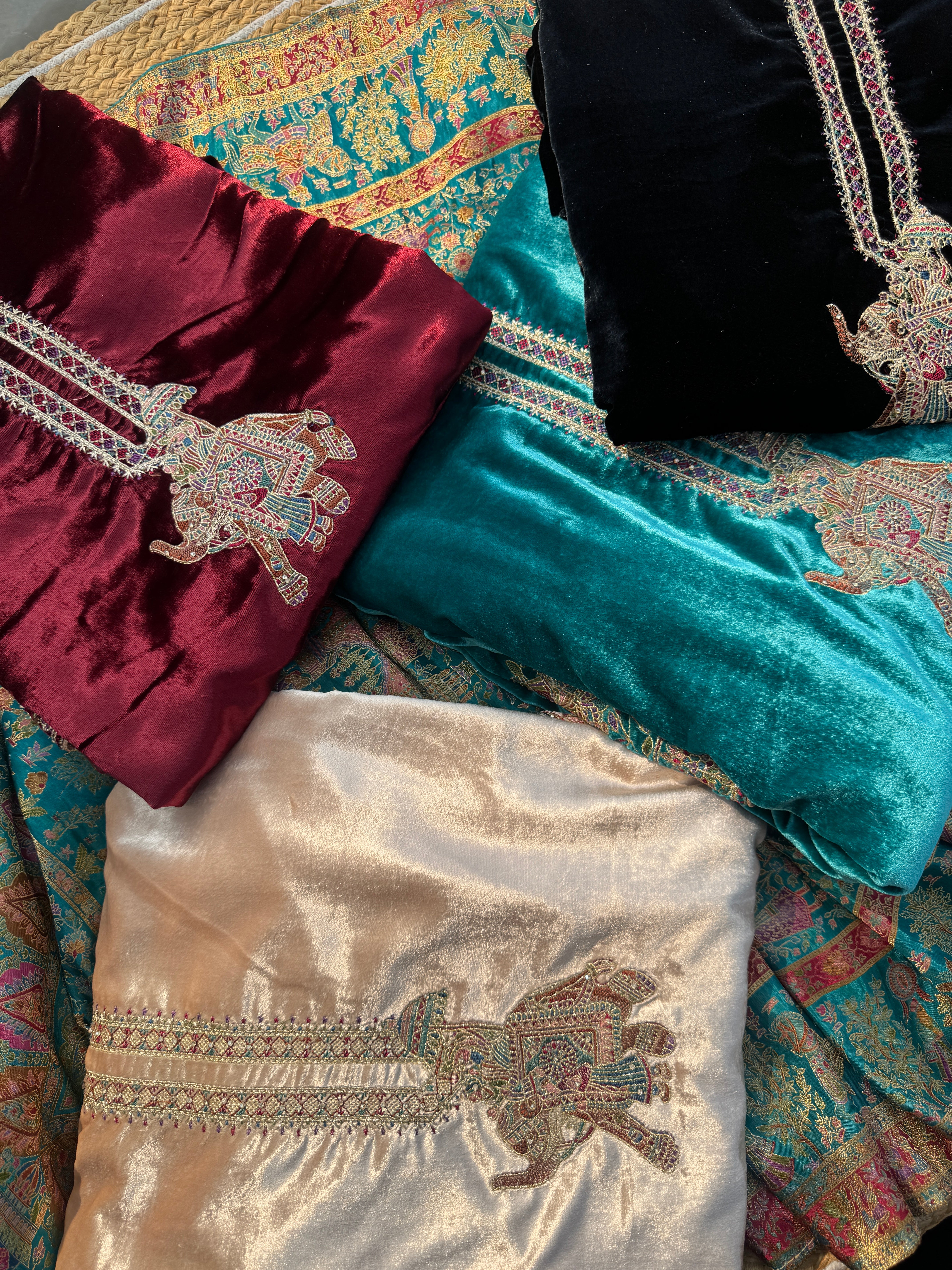 Regal silk velvet kaani set