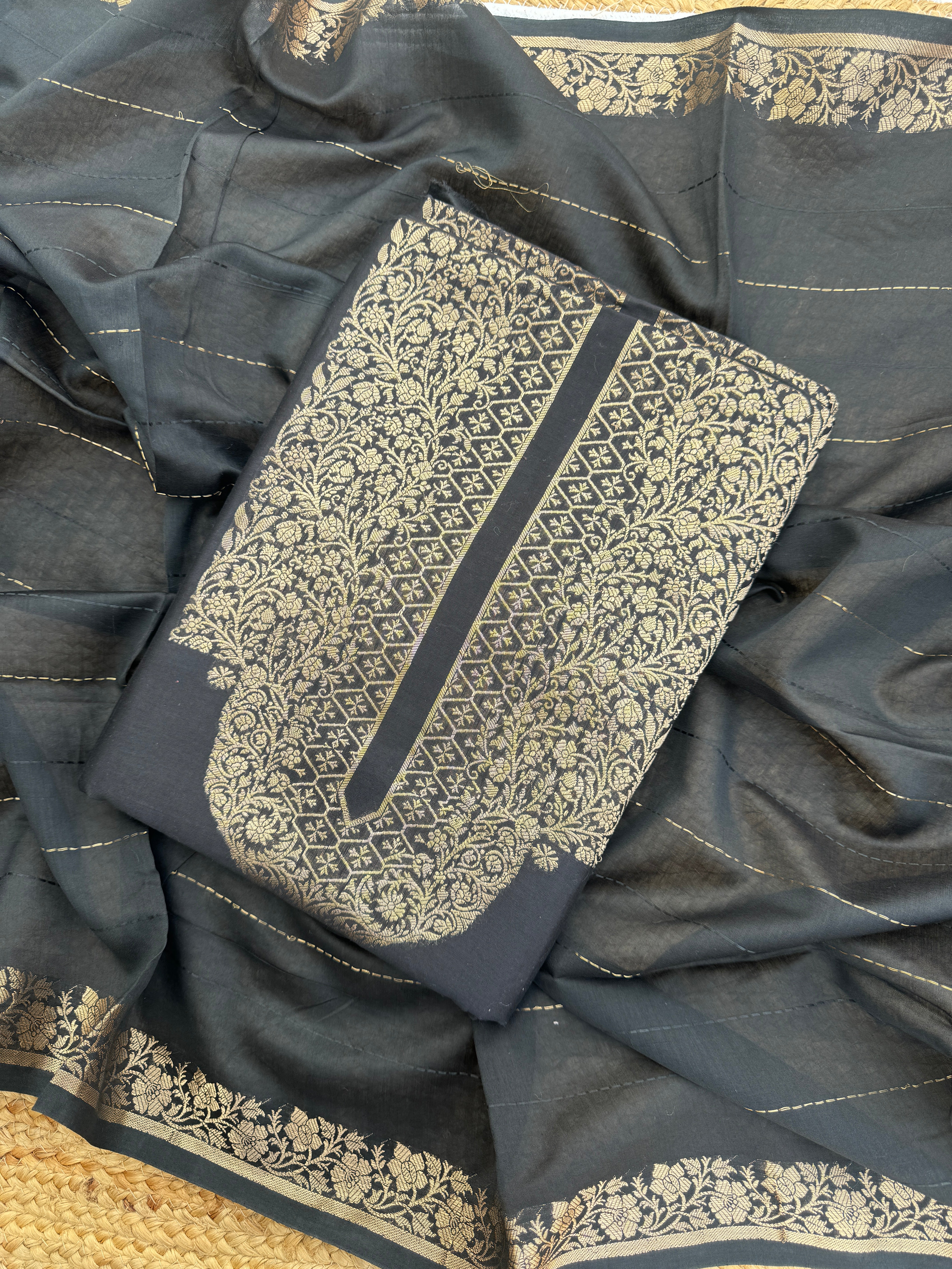 Tara silk zari suit set