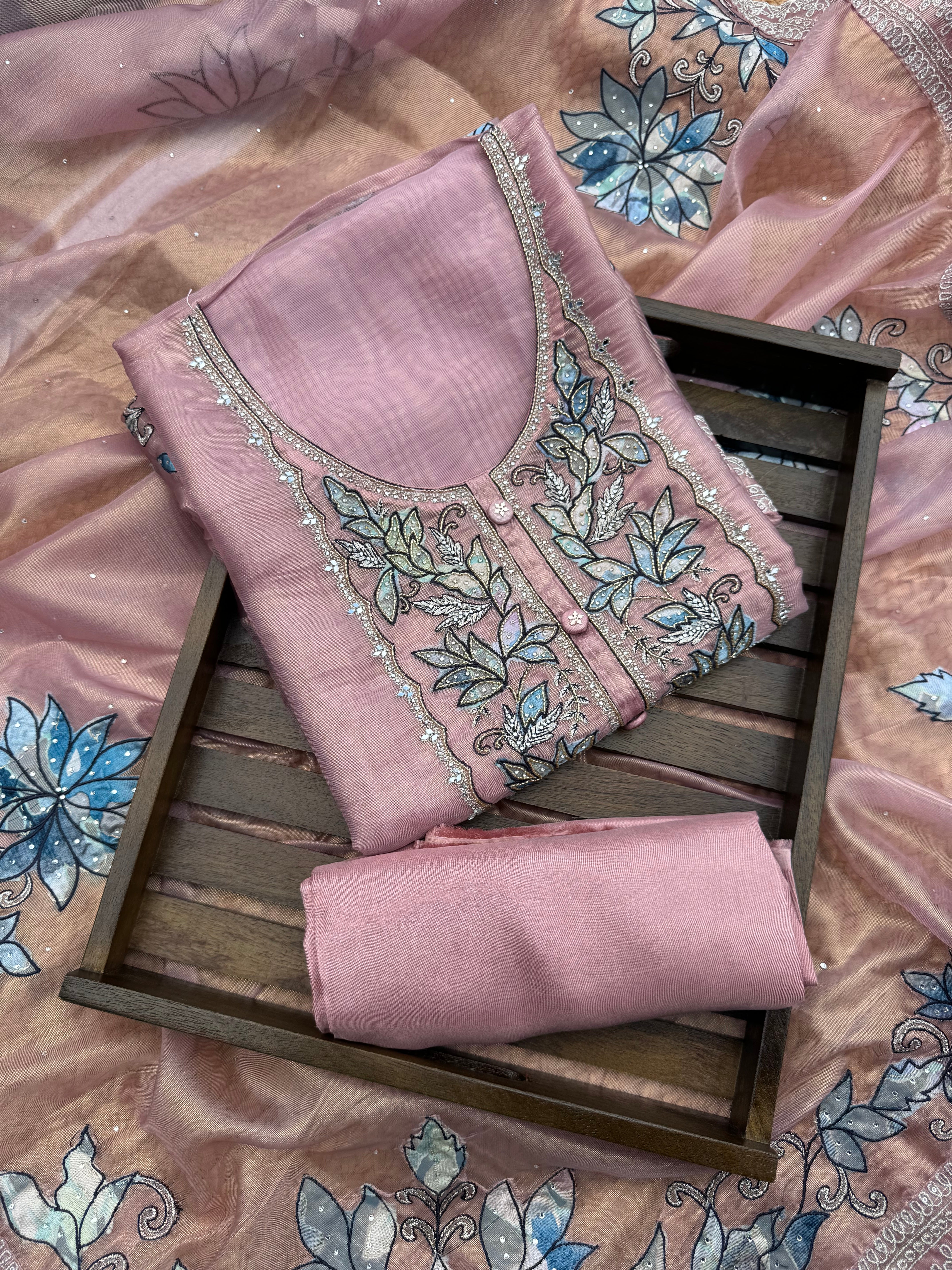 Silver petals suit set