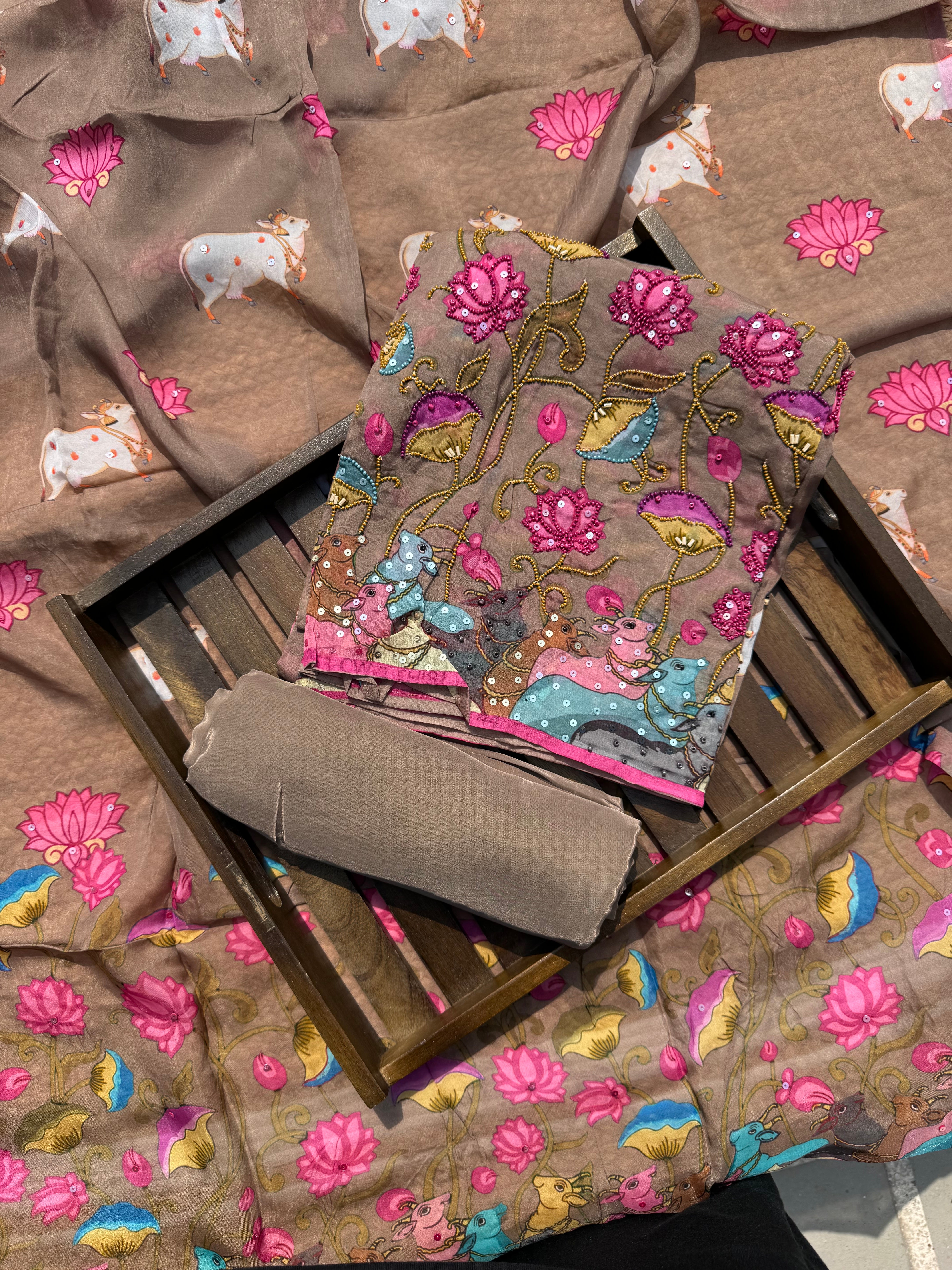 Lotus divine soft organza suit set
