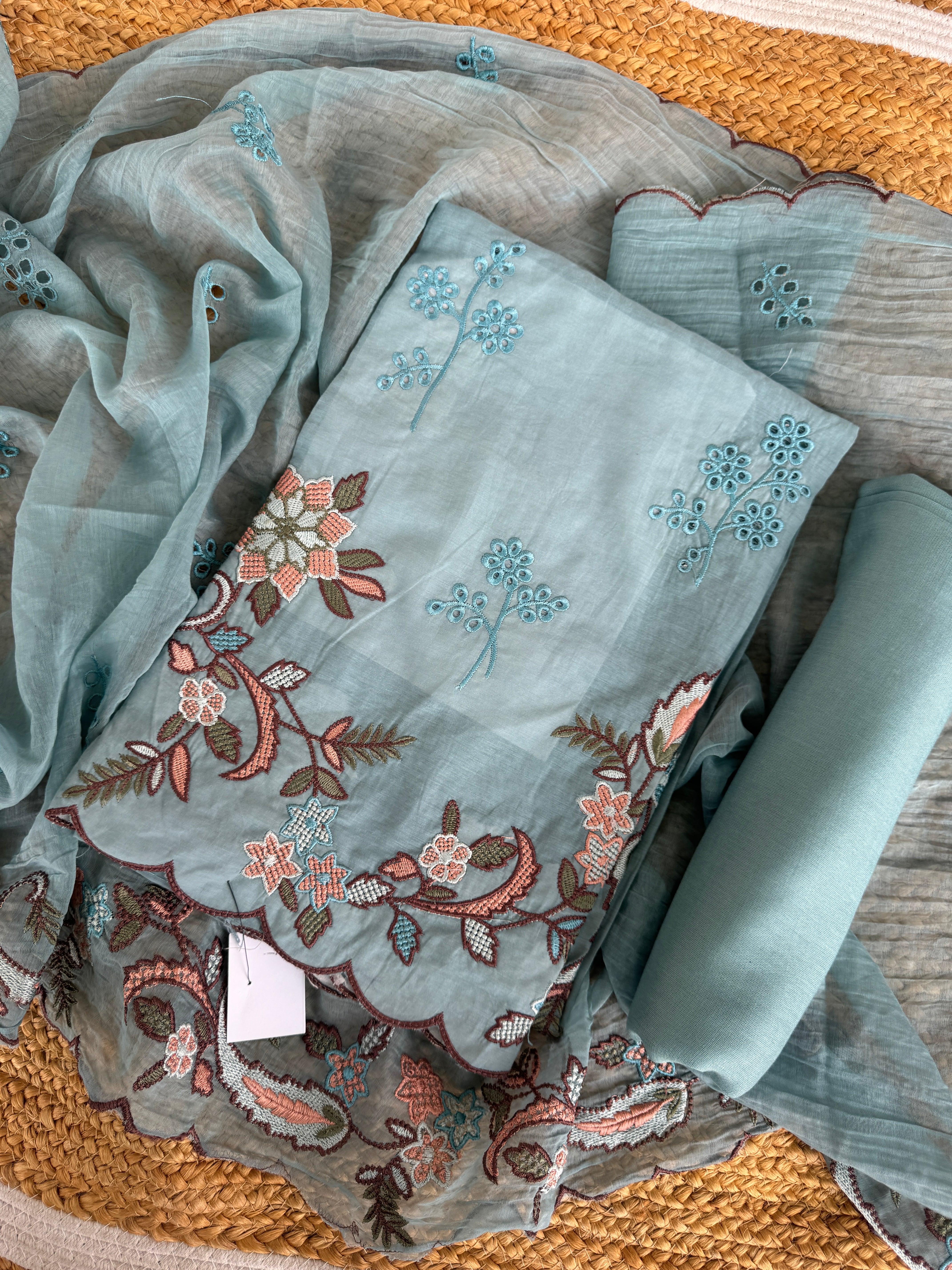 Petal poetry mul suit set