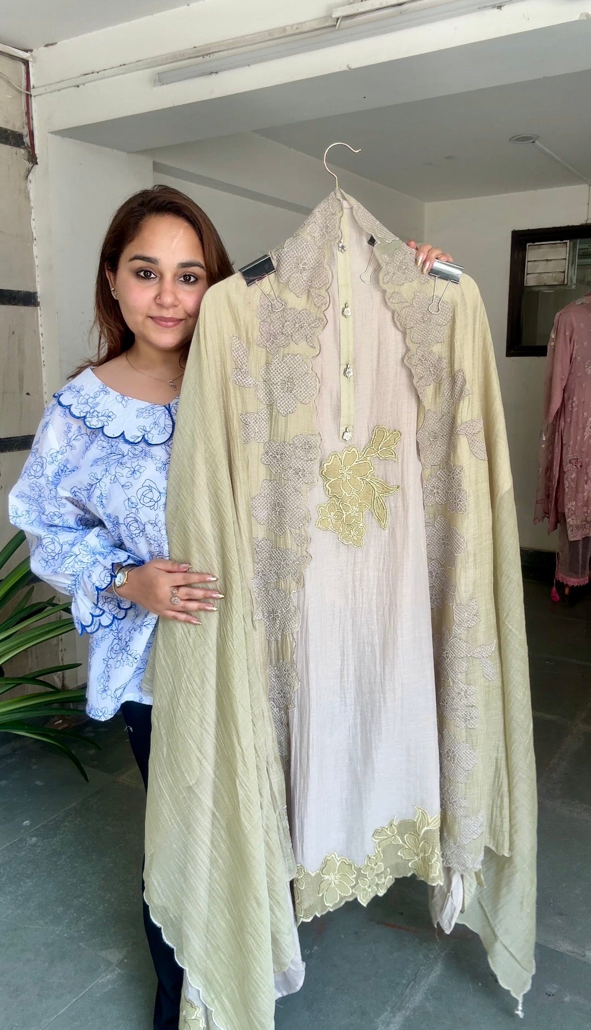 Noore bloom pure mul suit set