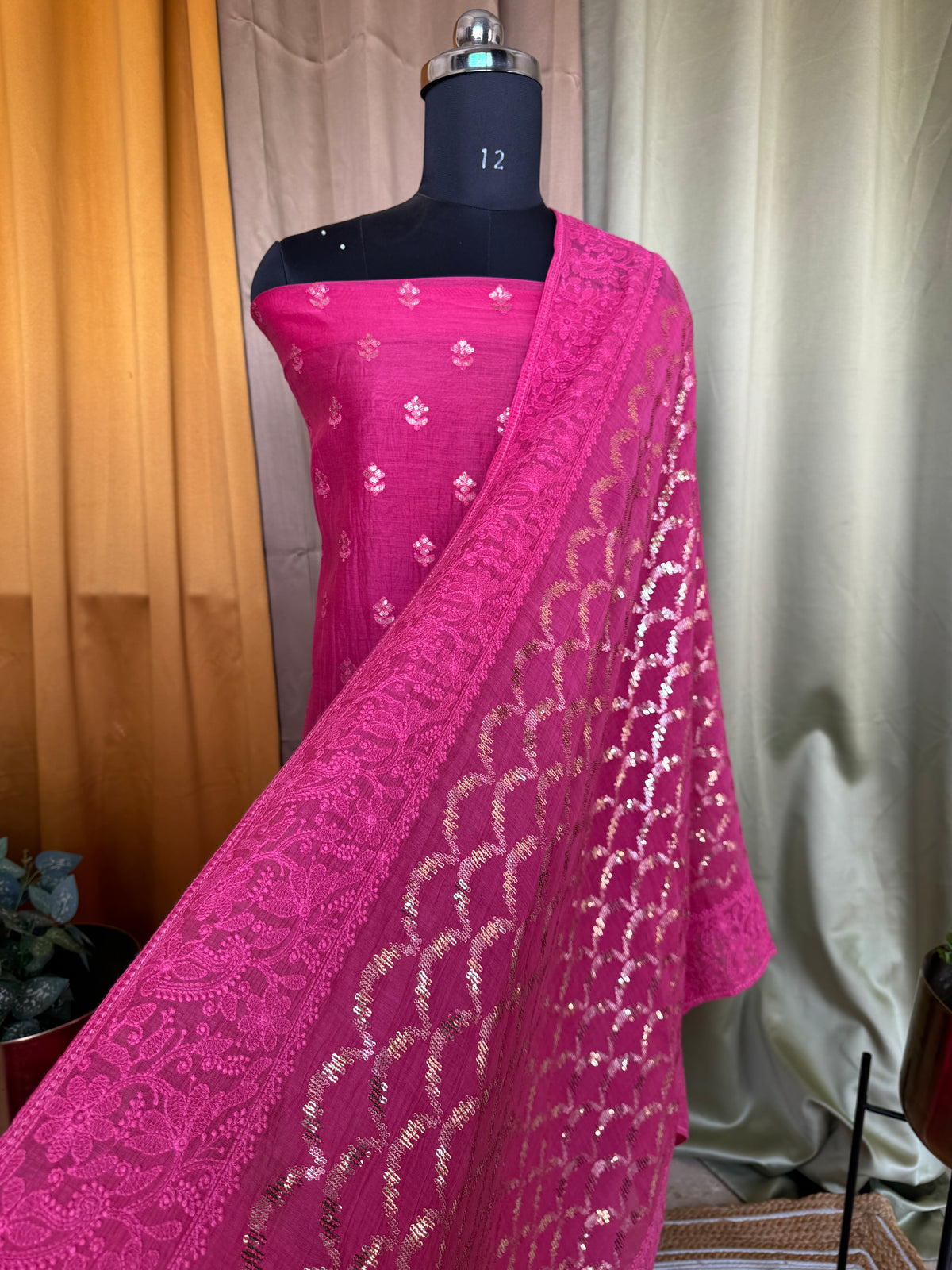 Gulaabi suit set