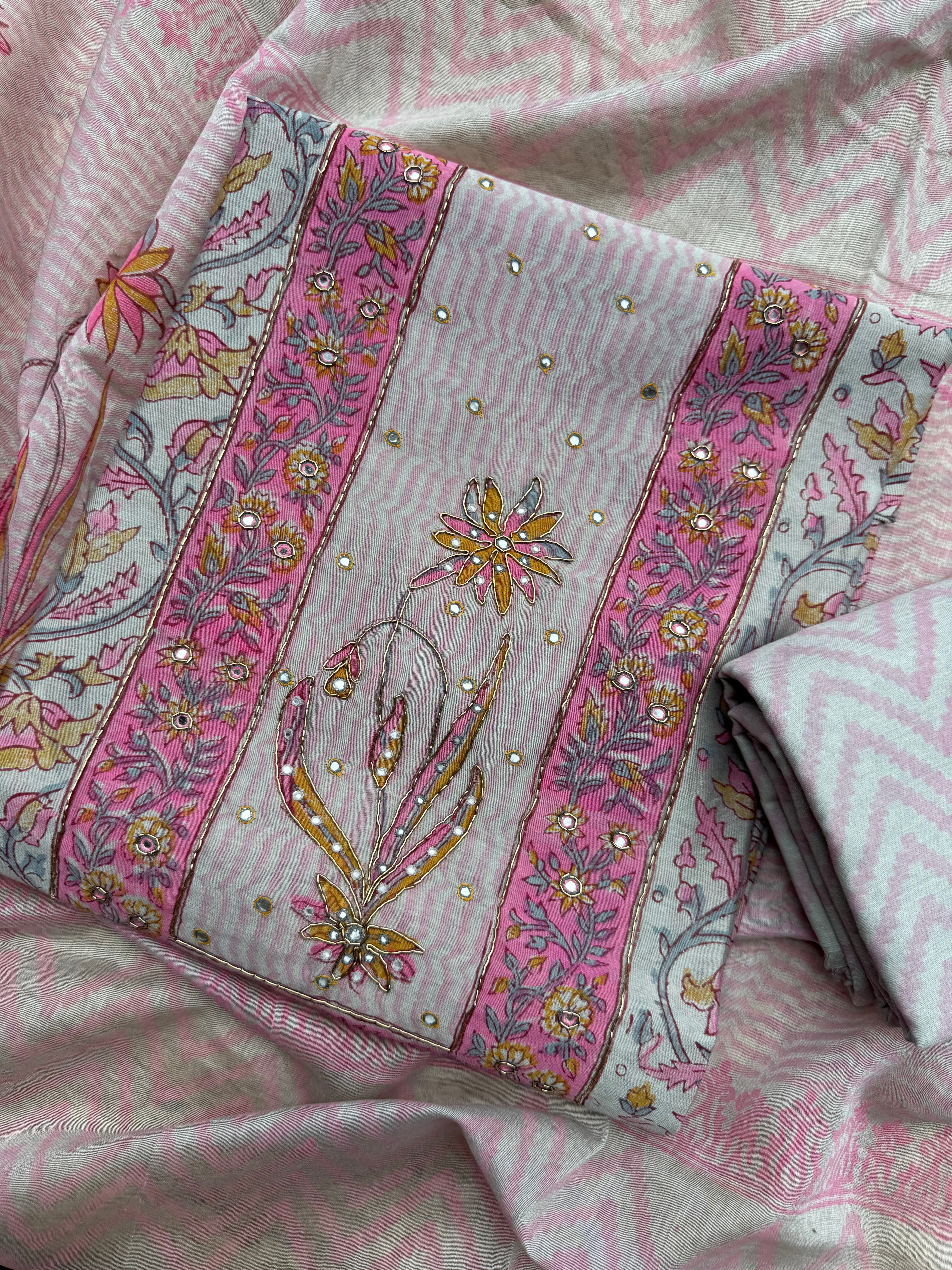 Sehr pure Maheshwari suit set