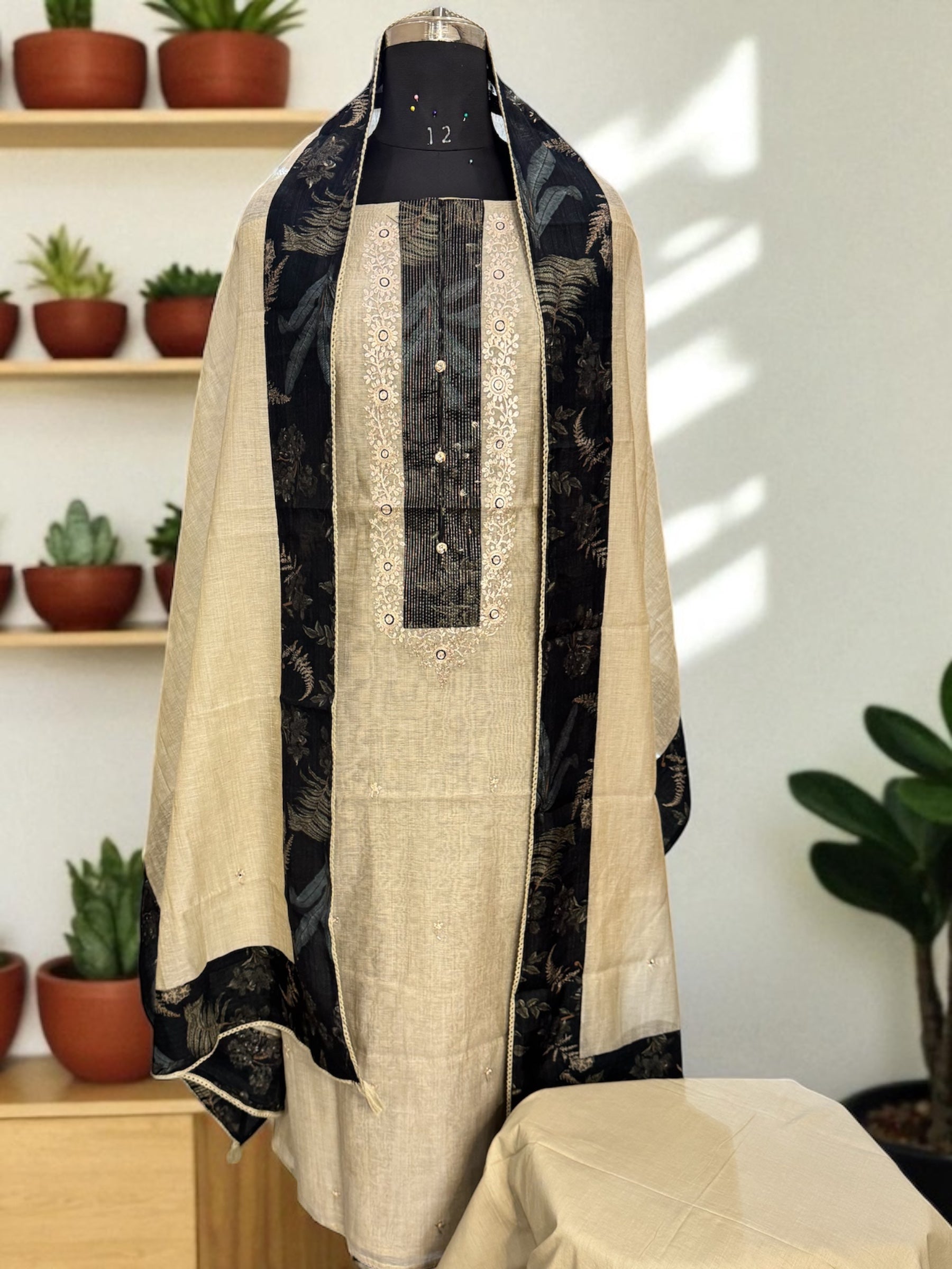 Ziya Maheshwari suit set