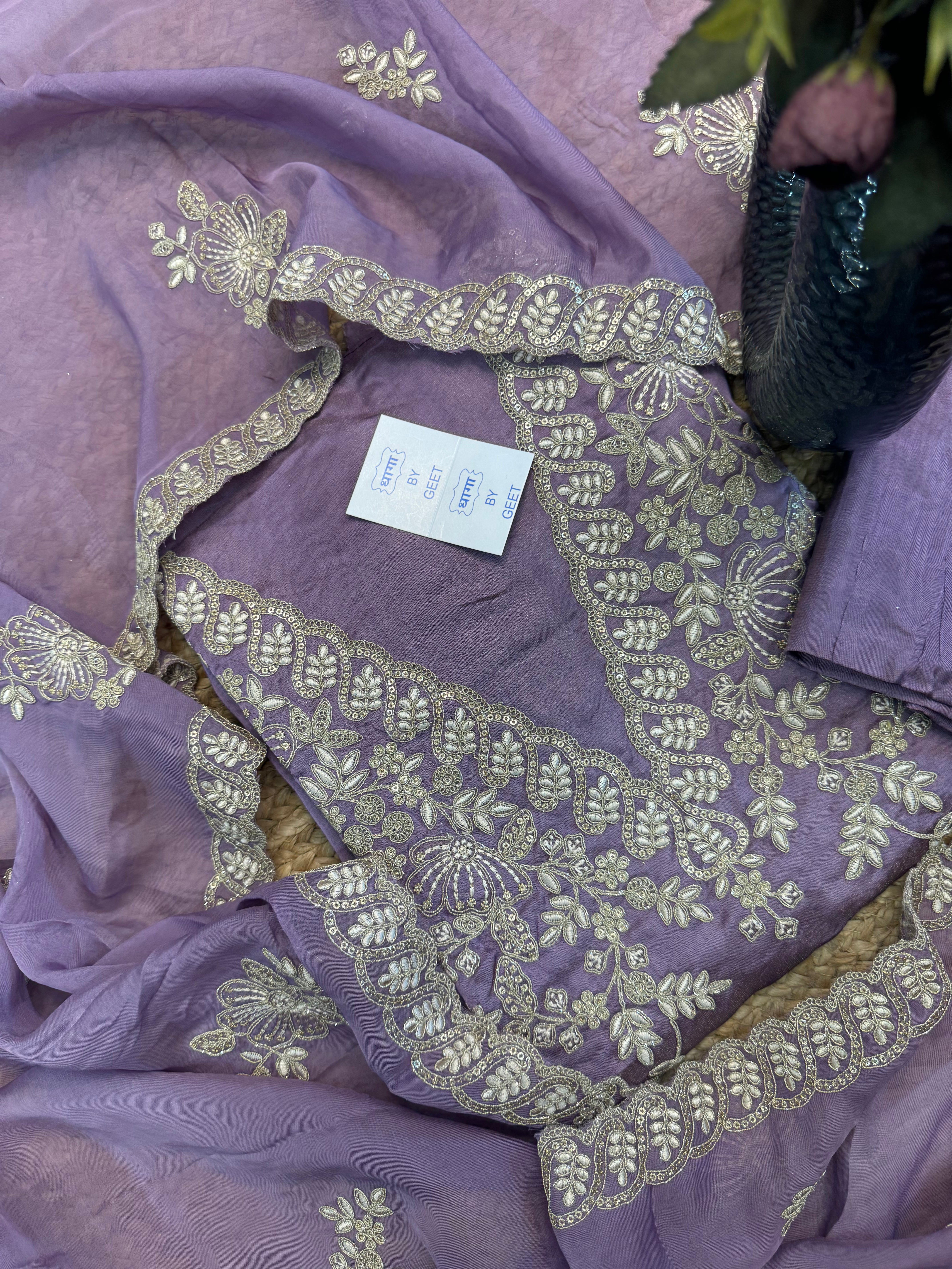 Sirohi suit set