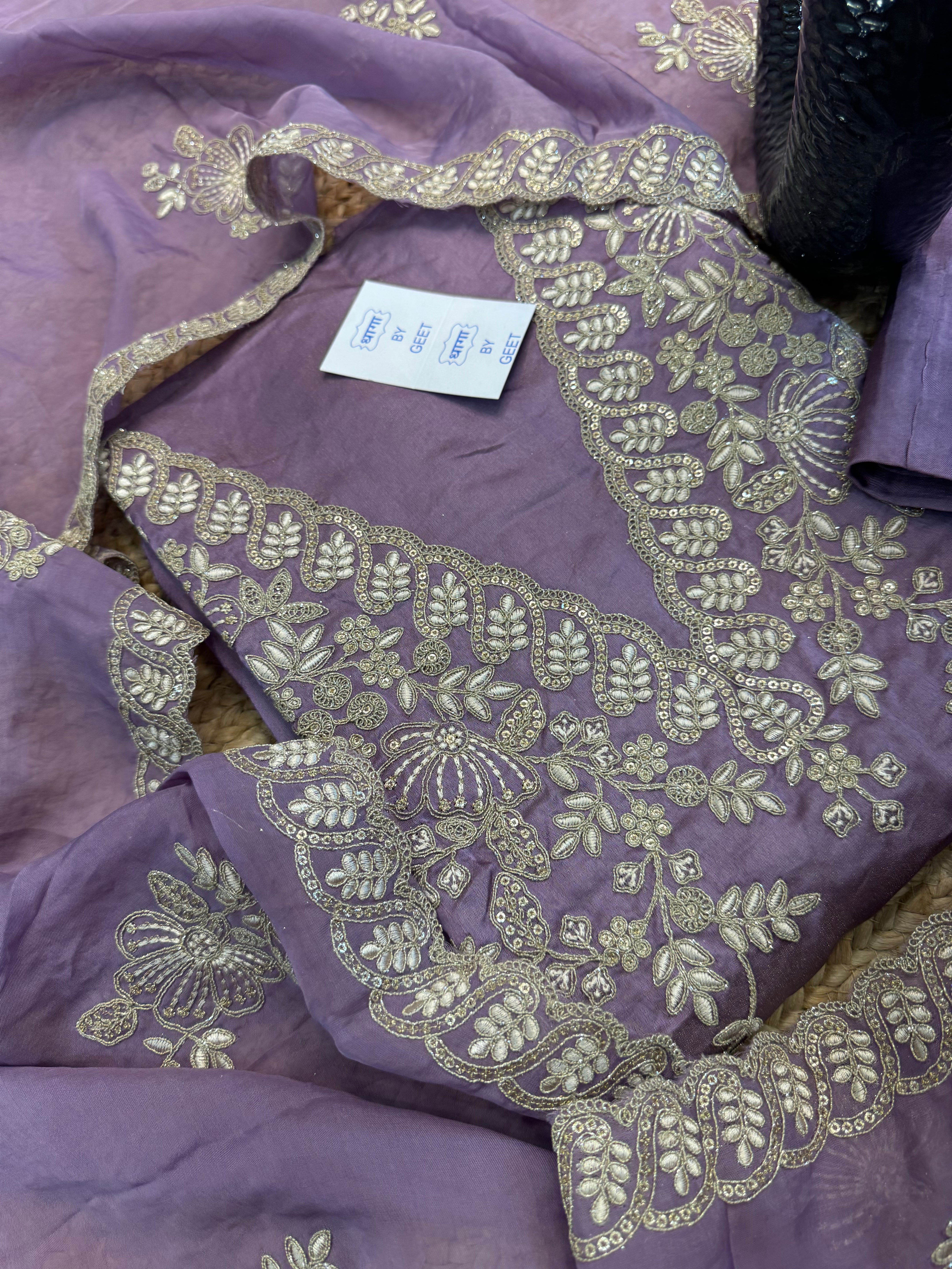 Sirohi suit set